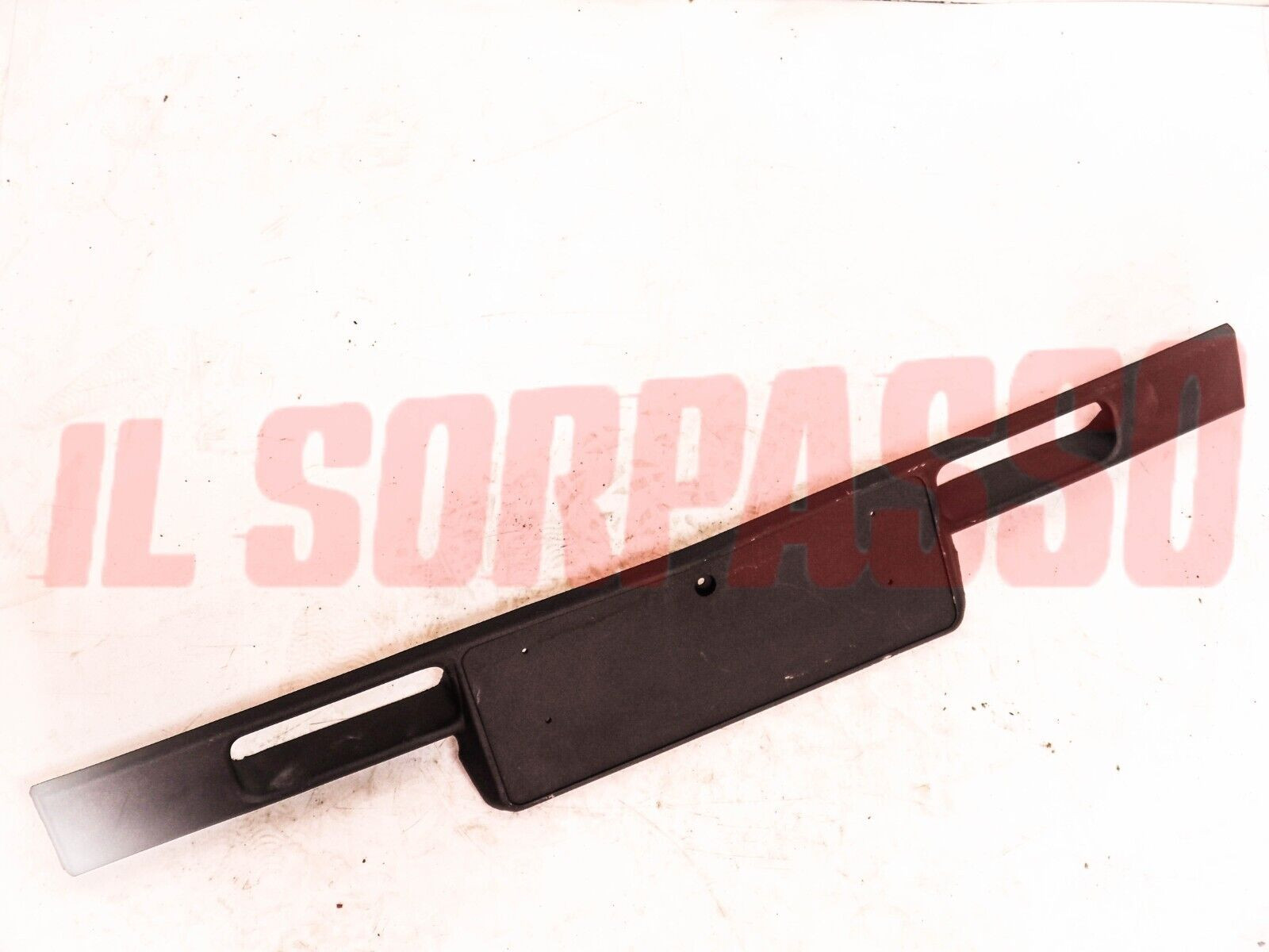 MODANATURA PORTA TARGA PARAURTI ANTERIORE A.R ALFETTA BERLINA UNIFICATA GRIGIO