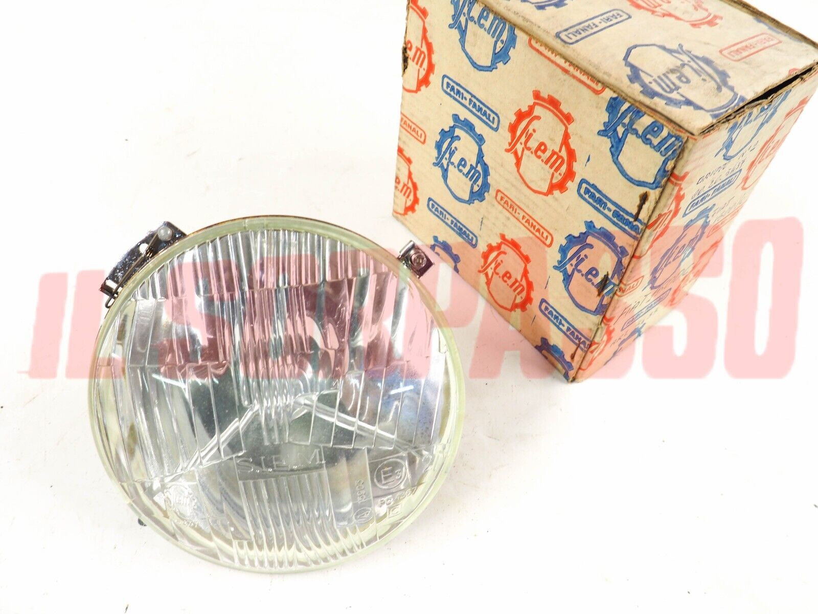 GRUPPO OTTICO FANALE FARO ESTERNO FIAT 850 FAMILIARE 1300 1500 BERLINA 2S SIEM