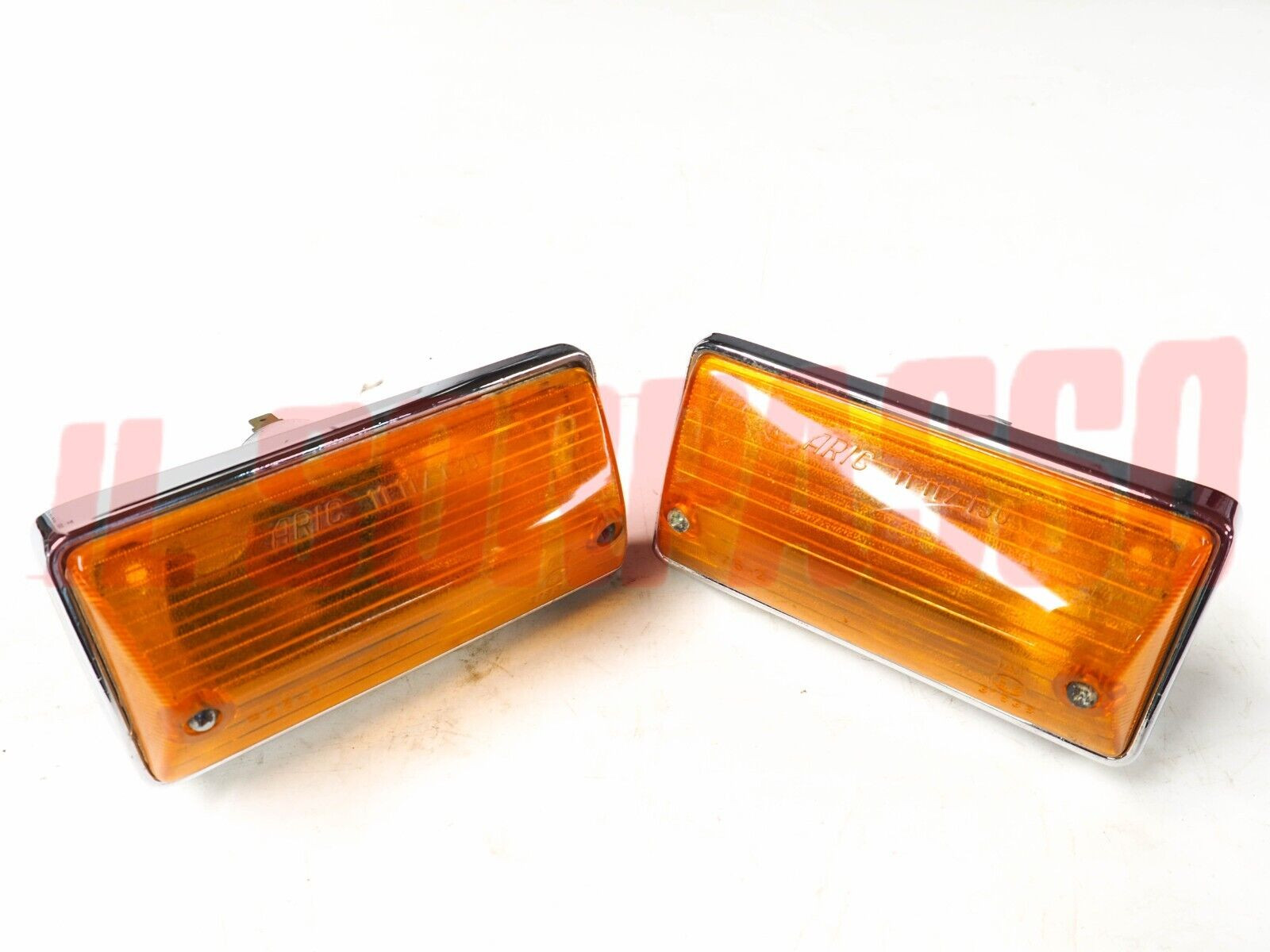 FANALINI ANTERIORI FRECCE ARANCIONI FIAT 124 BERLINA + FAMILIARE ARIC