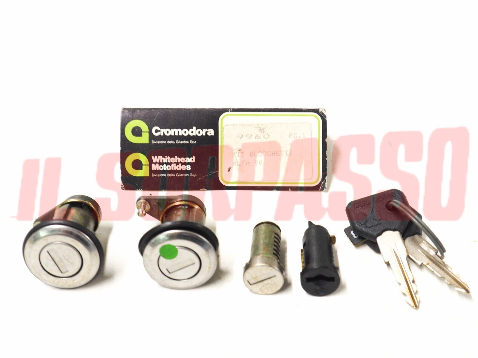 BLOCCHETTI CILINDRETTI PORTA DESTRA SINISTRA TAPPO BENZINA PORTAOGGETTI ALFA 90