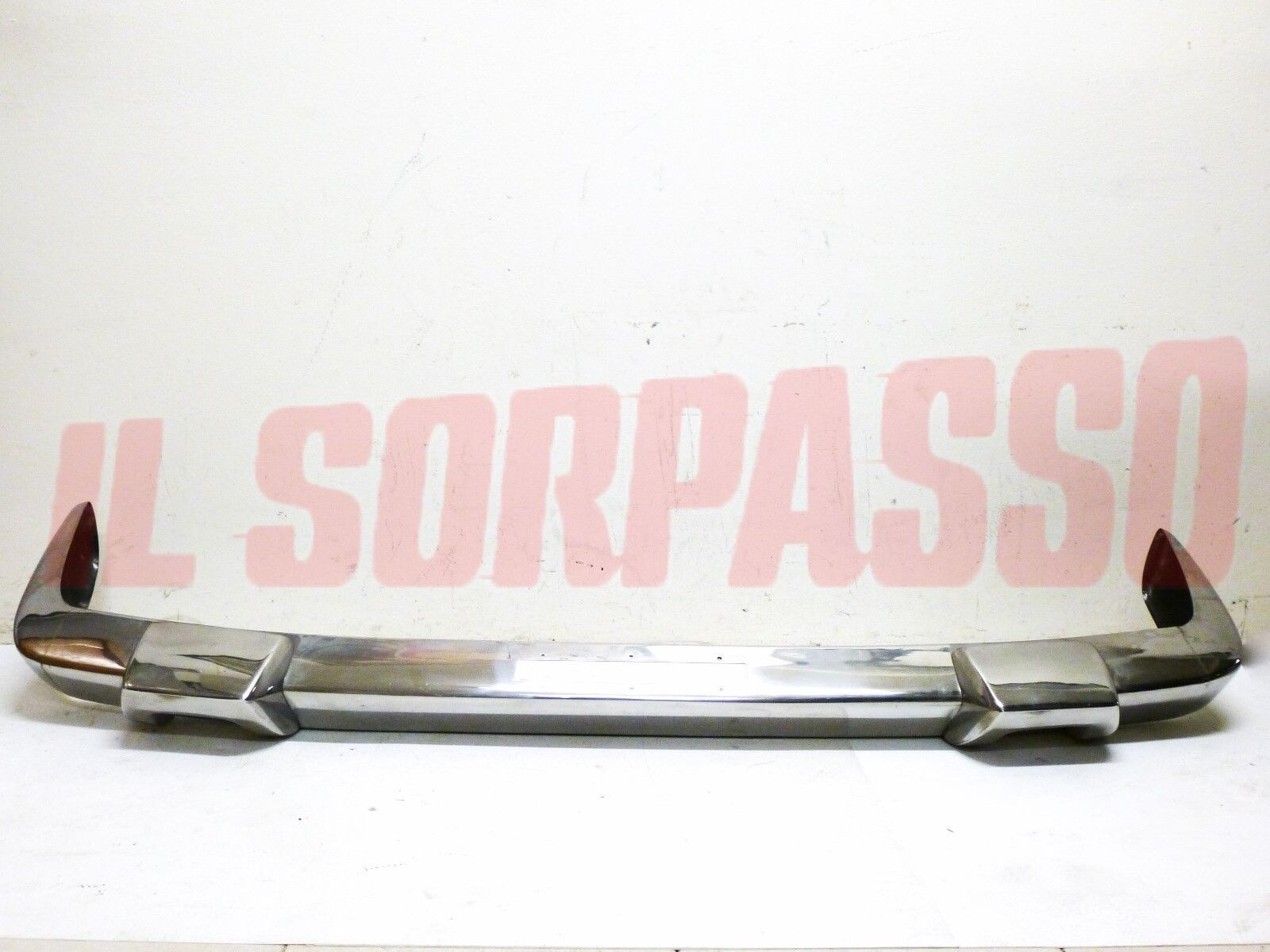 PARAURTI POSTERIORE LANCIA FULVIA BERLINA 1 SERIE COMPLETO DI ROSTRI 