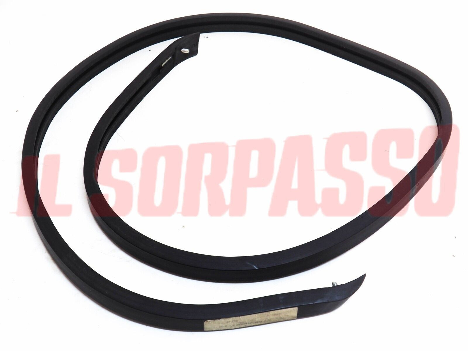 FASCIA IN GOMMA PARAURTI POSTERIORE BMW 520 ORIGINALE NOS