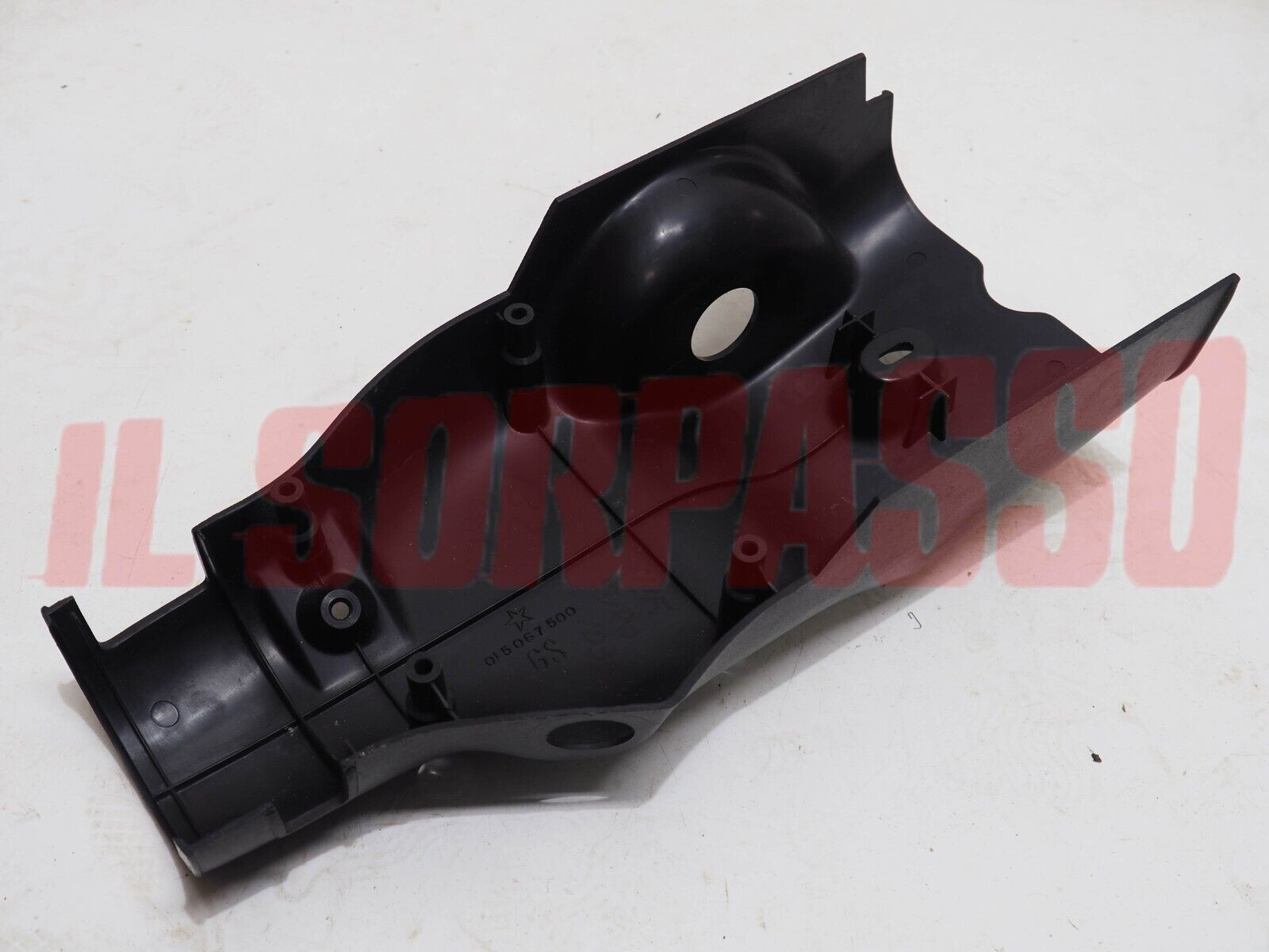 GUSCI PIANTONE STERZO DEVIOLUCI INFERIORE FIAT 132 GLS ORIGINALE