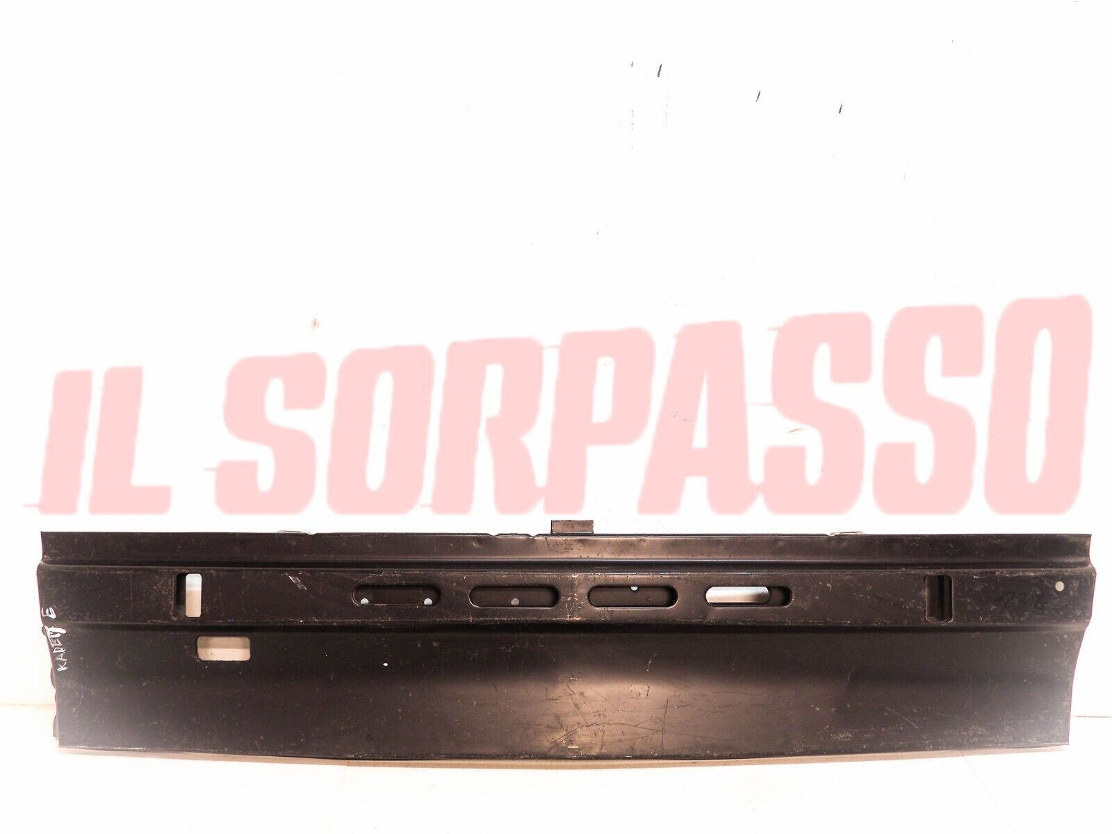 RIVESTIMENTO ANTERIORE FRONTALE CALANDRA ANTERIORE OPEL KADETT E ORIGINALE