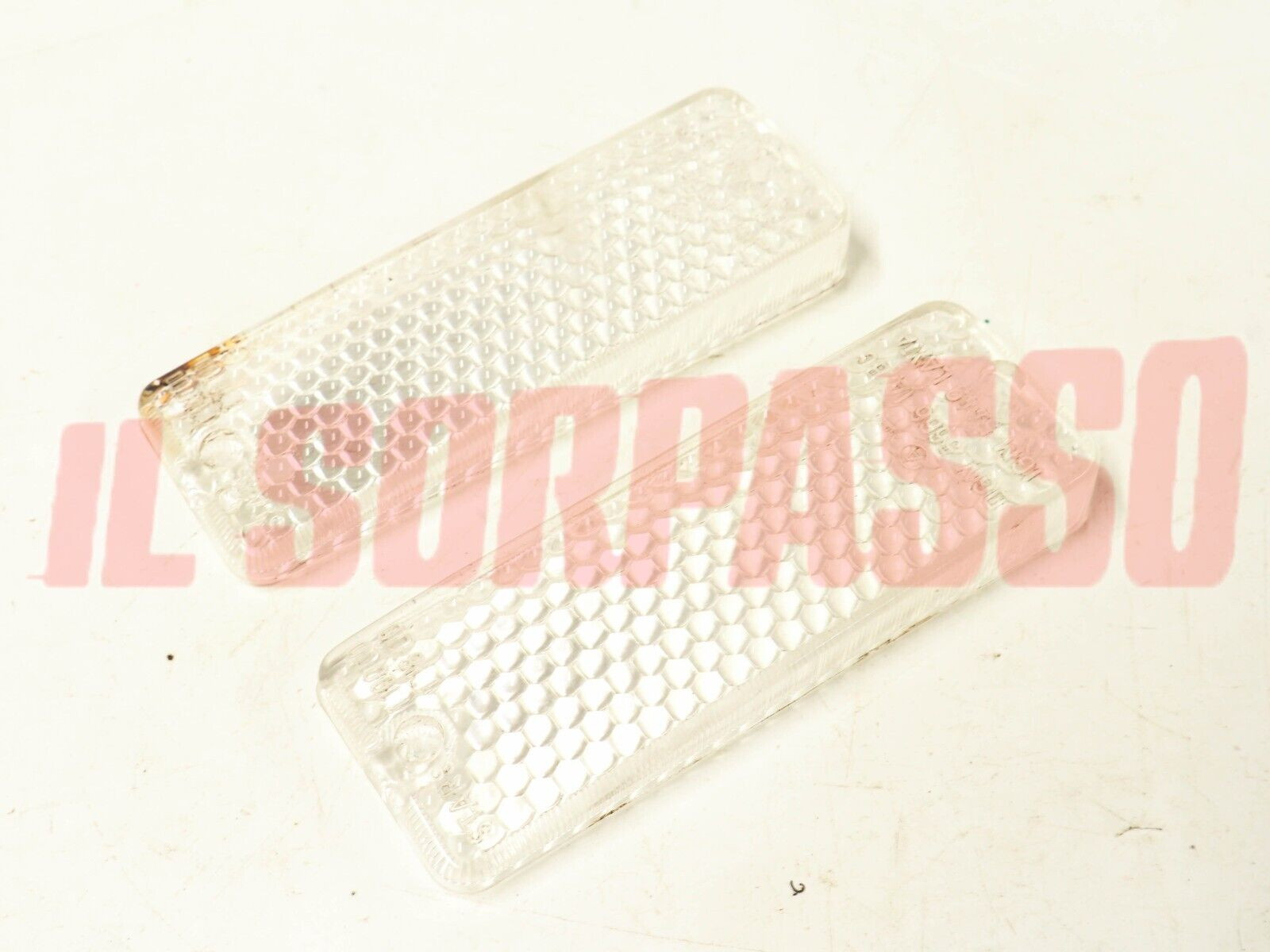 PLASTICHE BIANCHE FANALINI ANTERIORI FRECCE FIAT 124 850 COUPE 2 SERIE STARS