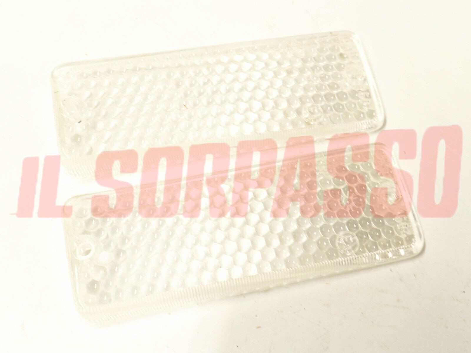 PLASTICHE BIANCHE FANALINI ANTERIORI FRECCE FIAT 124 850 COUPE 2 SERIE LEART