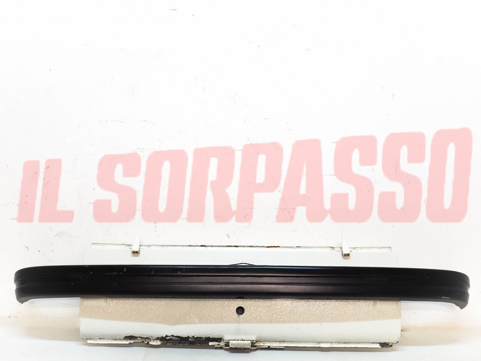 TRAVERSA RIVESTIMENTO POSTERIORE MOTORE + PARAURTI FIAT 900 E PANORAMA FURGONE