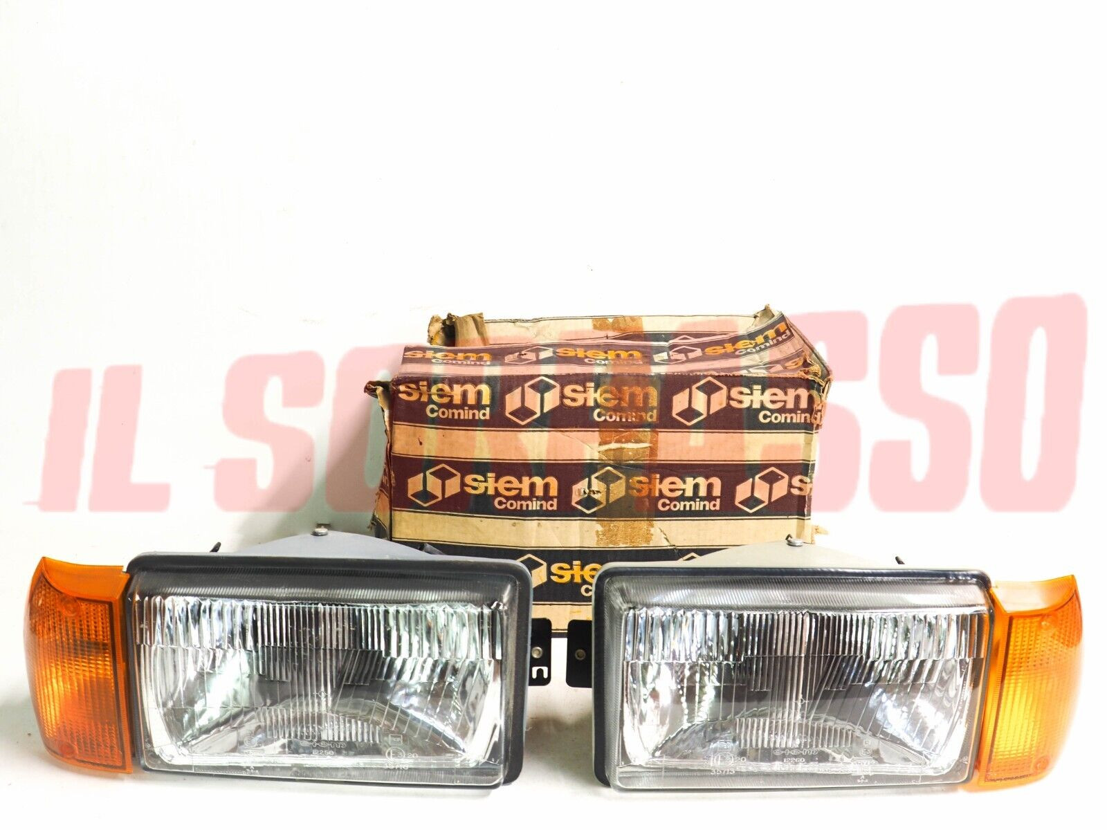 GRUPPI OTTICI FANALI FARI DESTRO SINISTRO + FRECCE A.R GIULIETTA 1977-85 SIEM