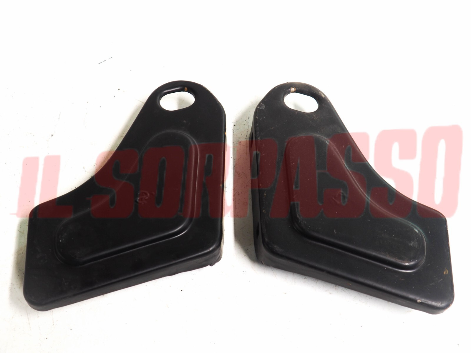 STAFFE PARAURTI POSTERIORE DESTRA + SINISTRA FIAT 128 CL ORIGINALI