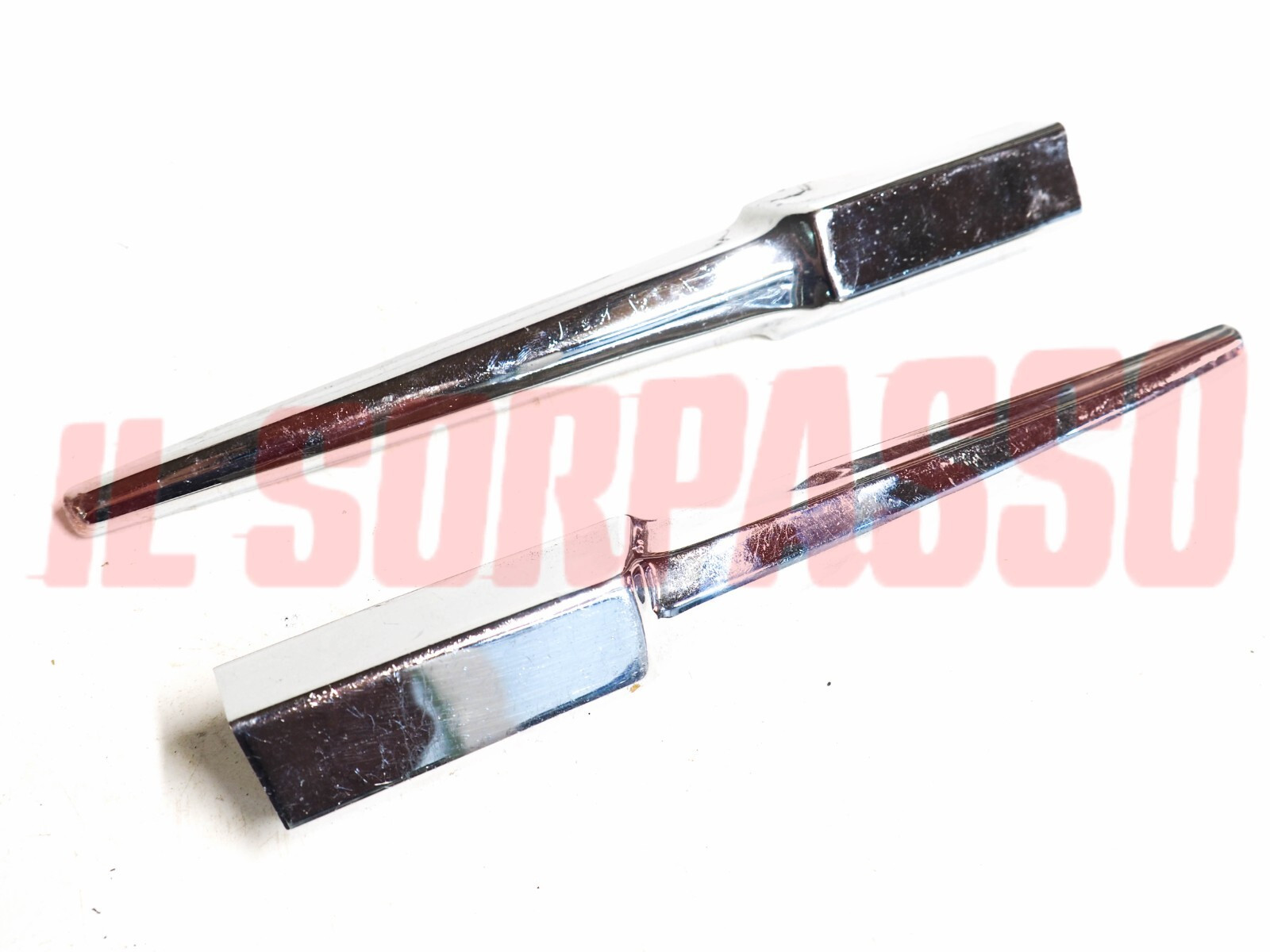 BAFFI MASCHERINA FRONTALE STEMMA FIAT 600 ABARTH - 850 TC  ORIGINALI