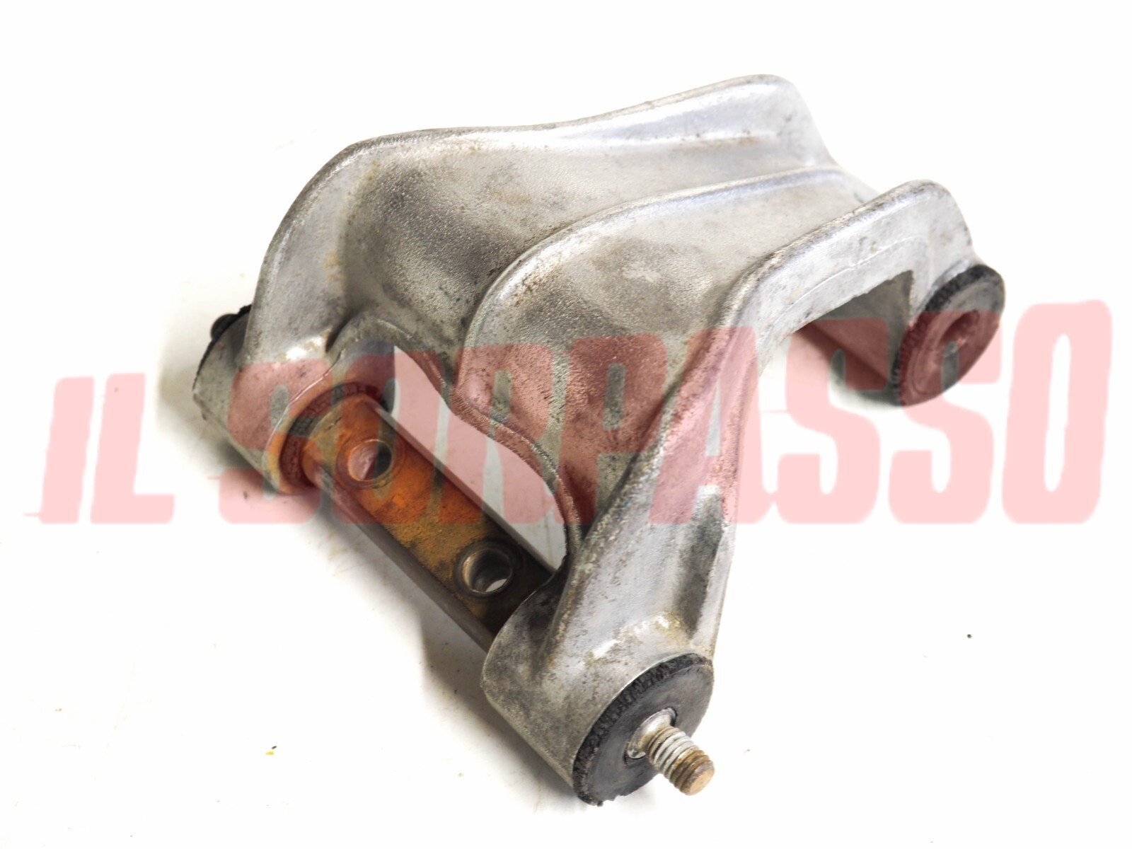 SUPPORTO MOTORE IN ALLUMINIO FIAT 500 D F L ORIGINALE 986547 USATO