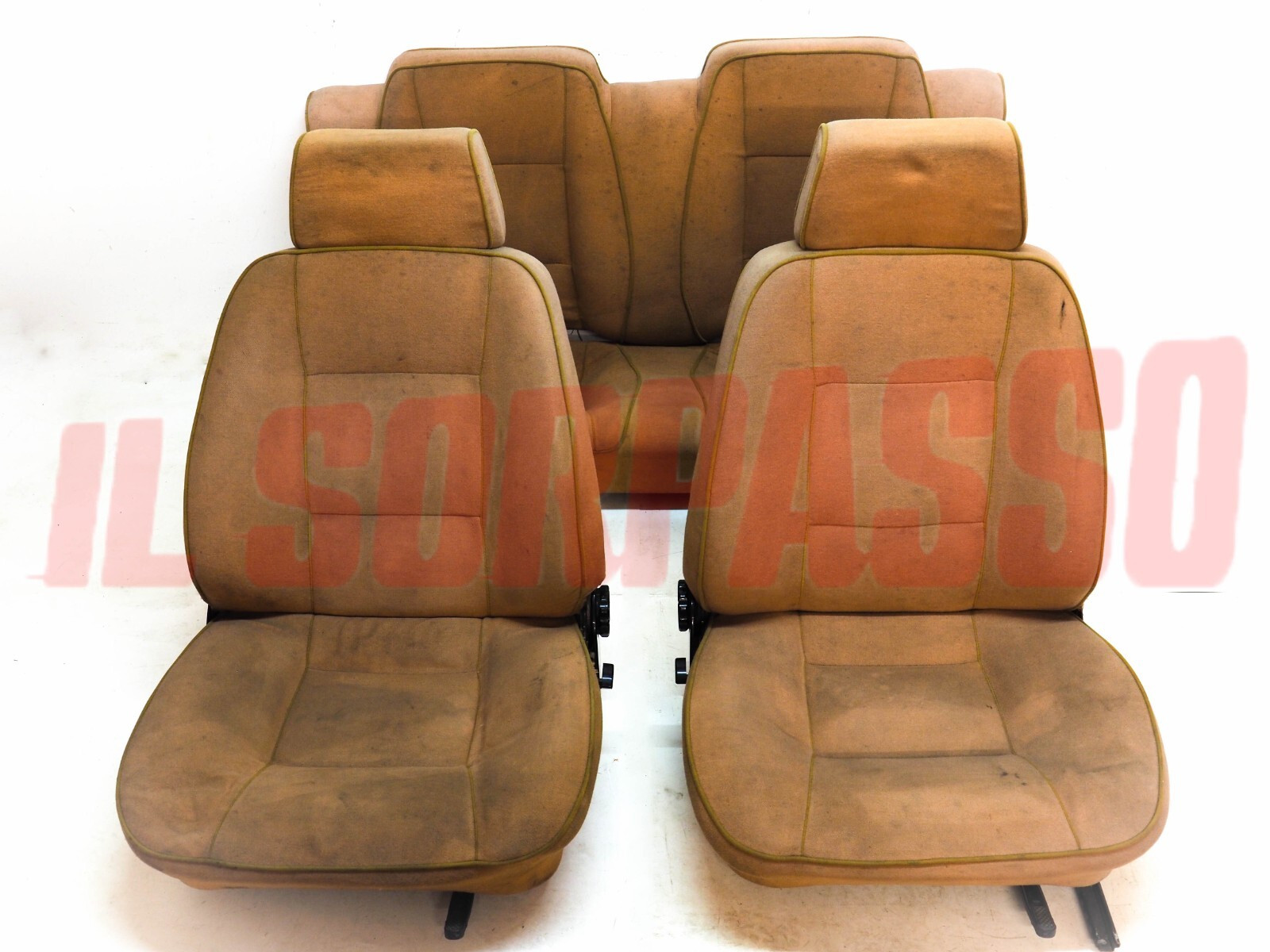 SEDILI ANTERIORI CON POGGIATESTA POSTERIORI INTERNI ALFA ROMEO ALFA SUD SPRINT