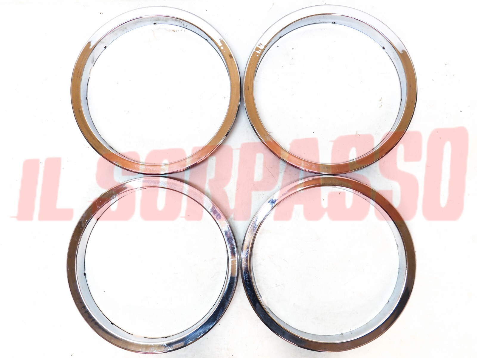 ANELLI GHIERE CERCHI RUOTA CROMATI MISURA 13 FIAT 131 ORIGINALI