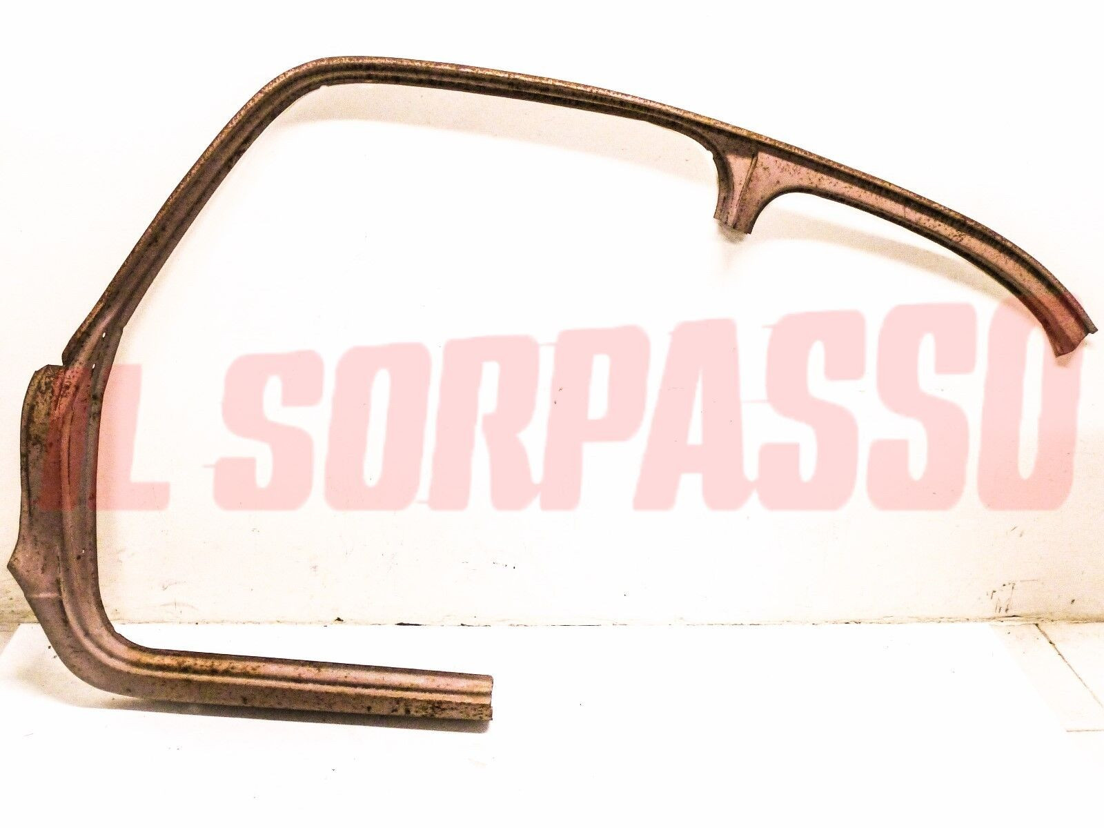 MONTANTE PORTA + VANOPORTA SOTTOPORTA SINISTRO FIAT 600 1 SERIE ORIGINALE .
