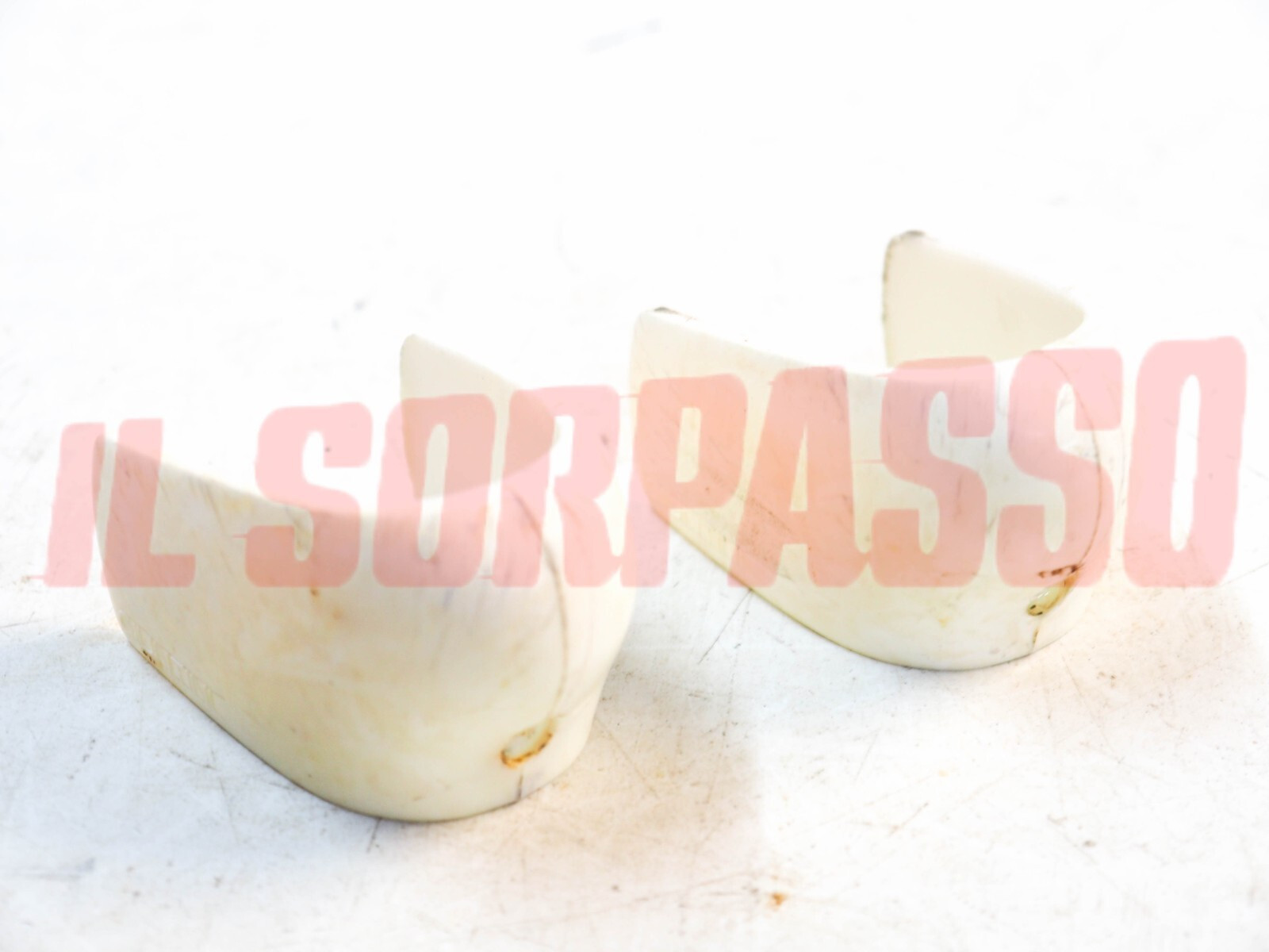 PLASTICHE FANALINI FRECCE ANTERIORI FIAT TOPOLINO C + BELVEDERE GIUNTINI USATE