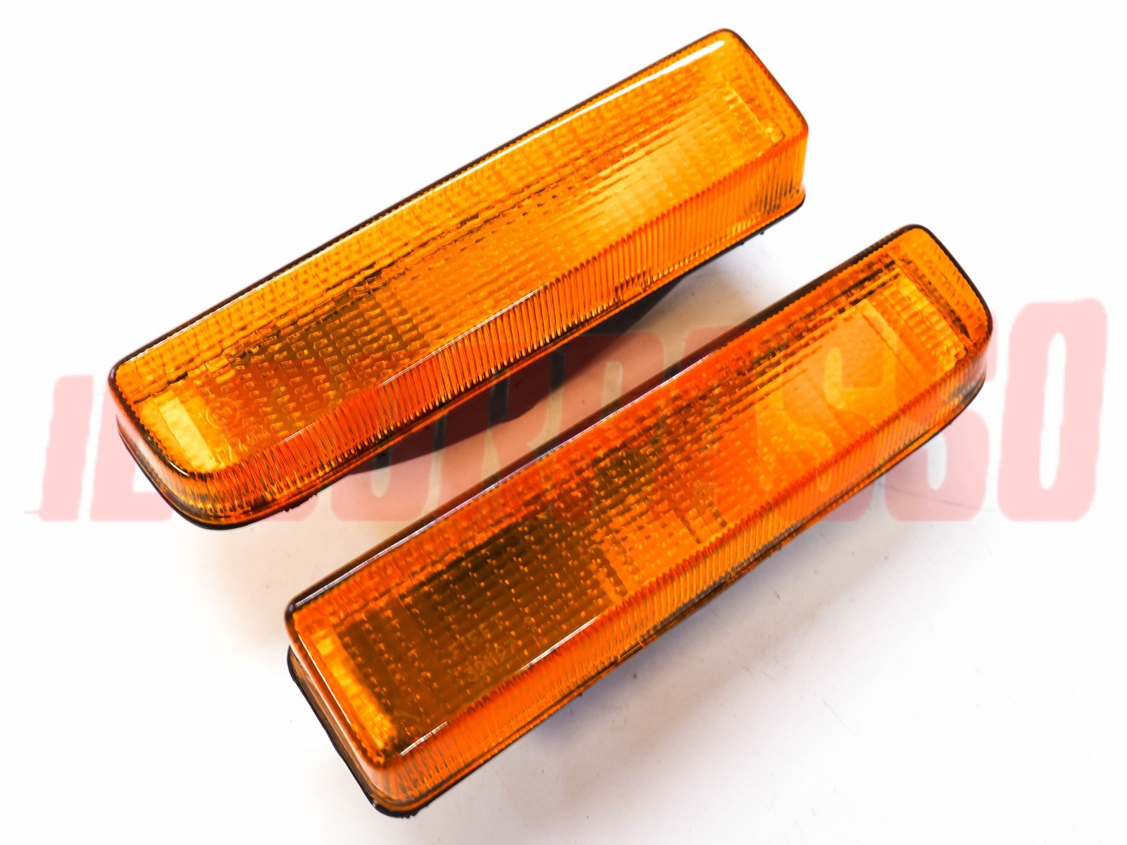 FANALINI ANTERIORI FRECCE DESTRO SINISTRO FORD FIESTA MK1 MARCA FIFFT