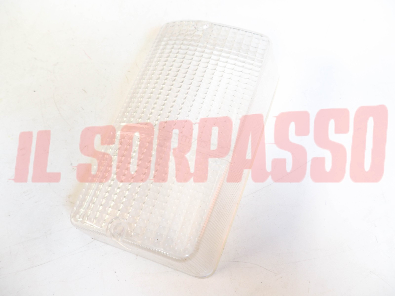 PLASTICA BIANCA FANALINO ANTERIORE SINISTRO IVECO COBO OM 40 50 MARCA ARIC