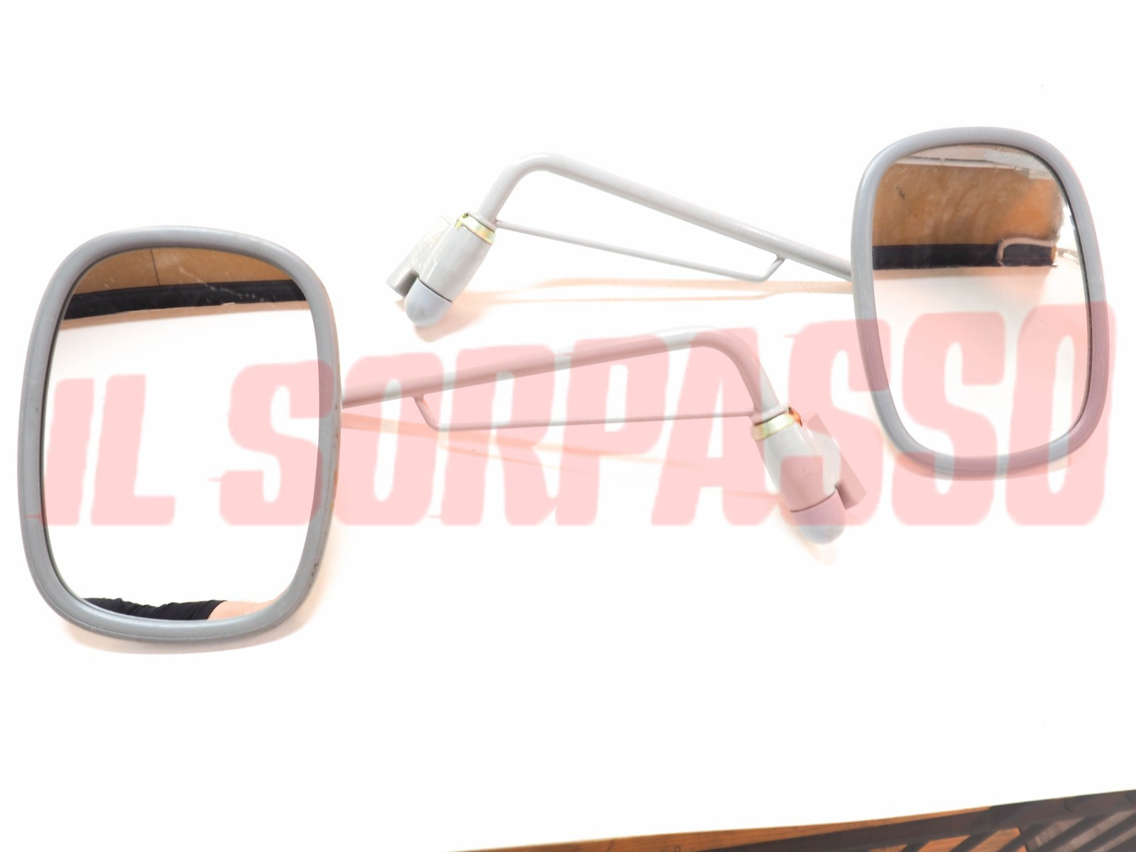 SPECCHI RETROVISORI DESTRO + SINISTRO GRIGI OVALI FIAT OM 40 ARSAUTO