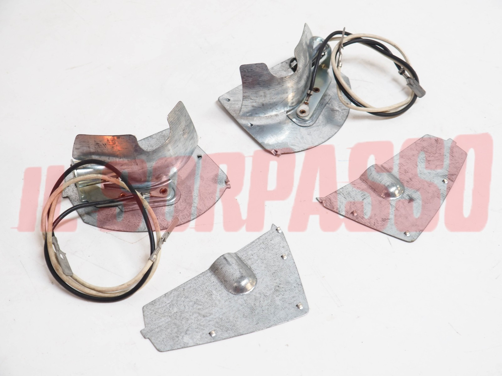 LAMIERINI PORTA LAMPADA FANALI POSTERIORI FIAT 126 PERSONAL 4 - FSM ALTISSIMO