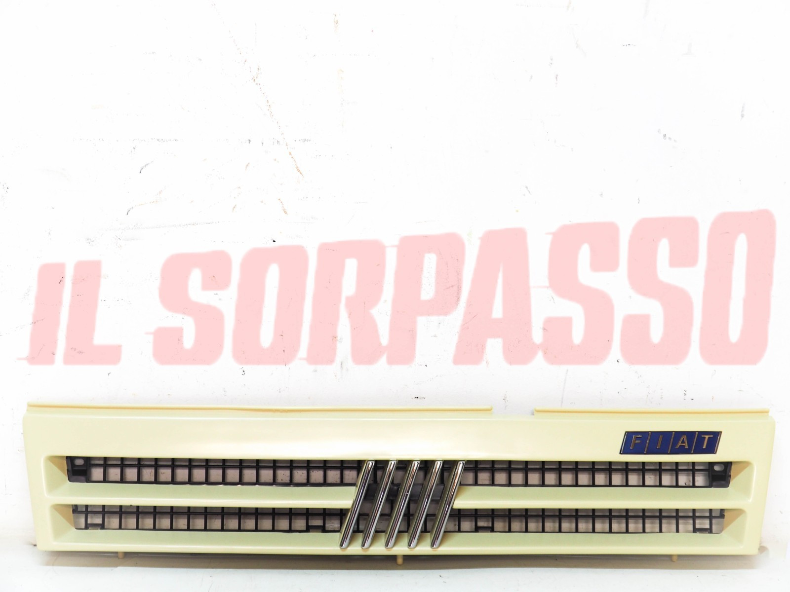 MASCHERINA + SCRITTA SIGLA + GRIGLIA INTERNA FIAT UNO TURBO MK2 NOS