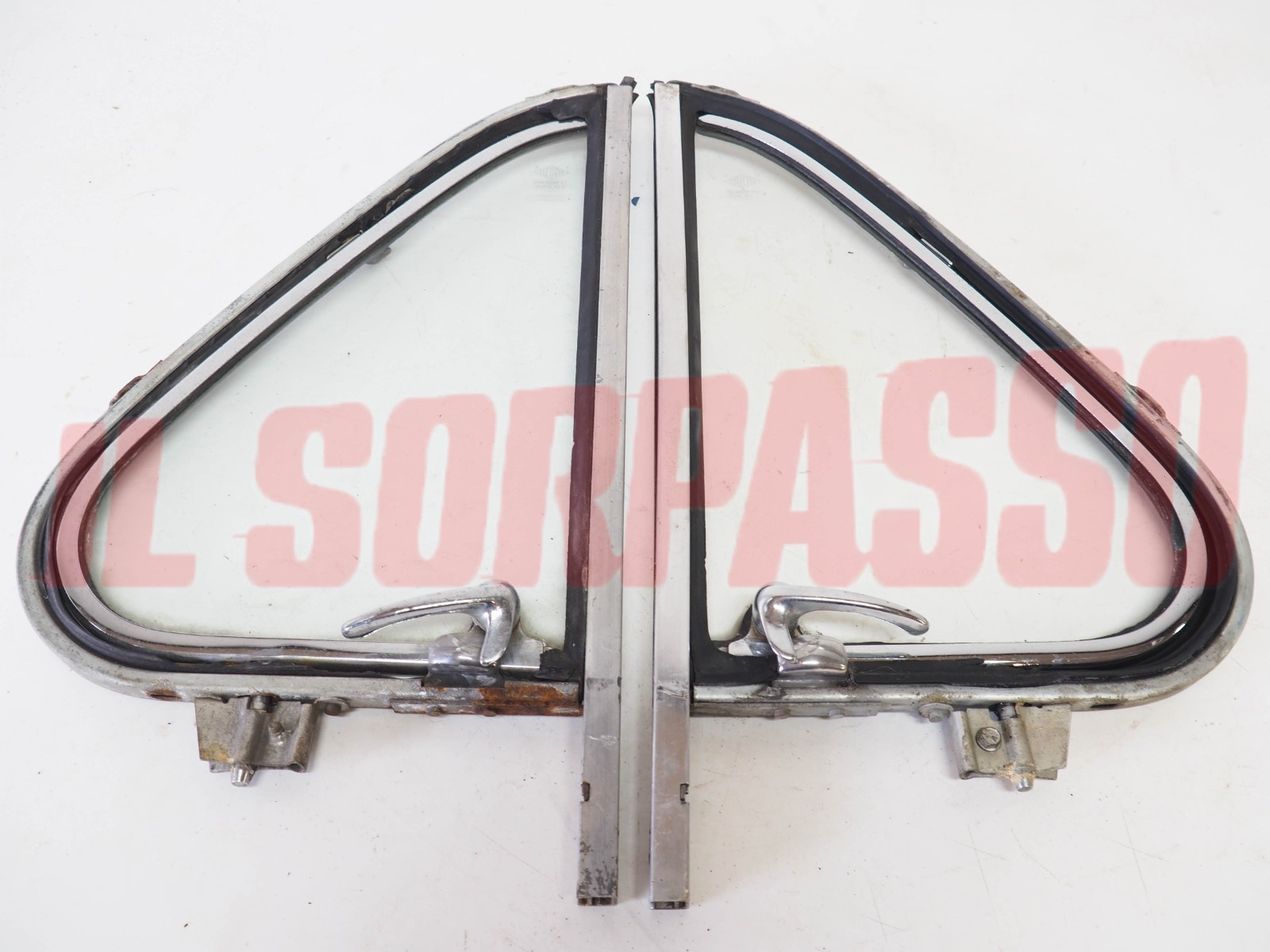 DEFLETTORE PORTA DESTRA + SINISTRA VETRO TELAIO CORNICE FIAT 600 - D - E SECURIT