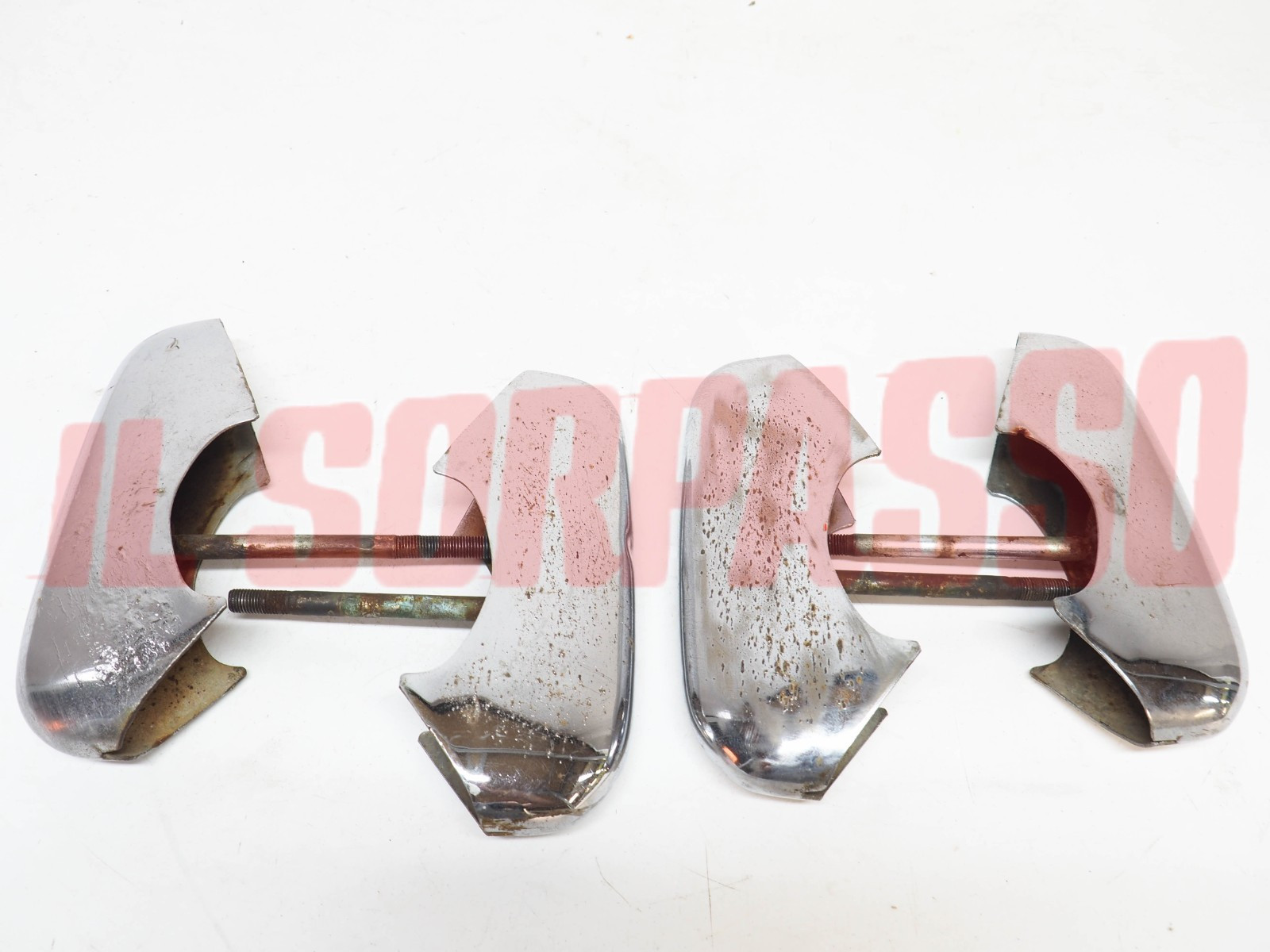 ROSTRI BORCHIE PARAURTI ANTERIORE POSTERIORE FIAT 1100 103 BAULETTO E TV USATI