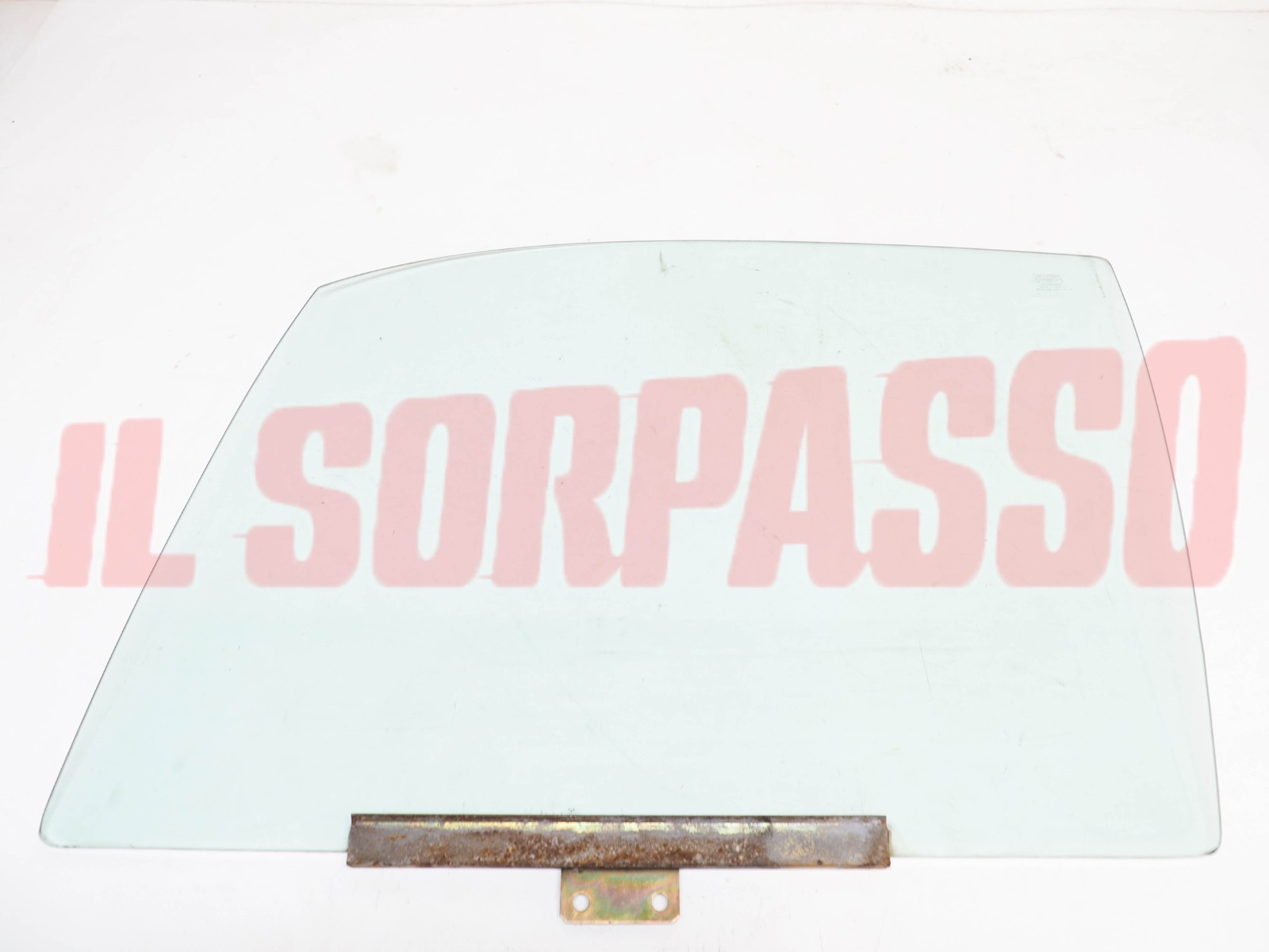 VETRO SCENDENTE PORTA SINISTRA VERDE LANCIA BETA MONTECARLO ORIGINALE SICURSIV