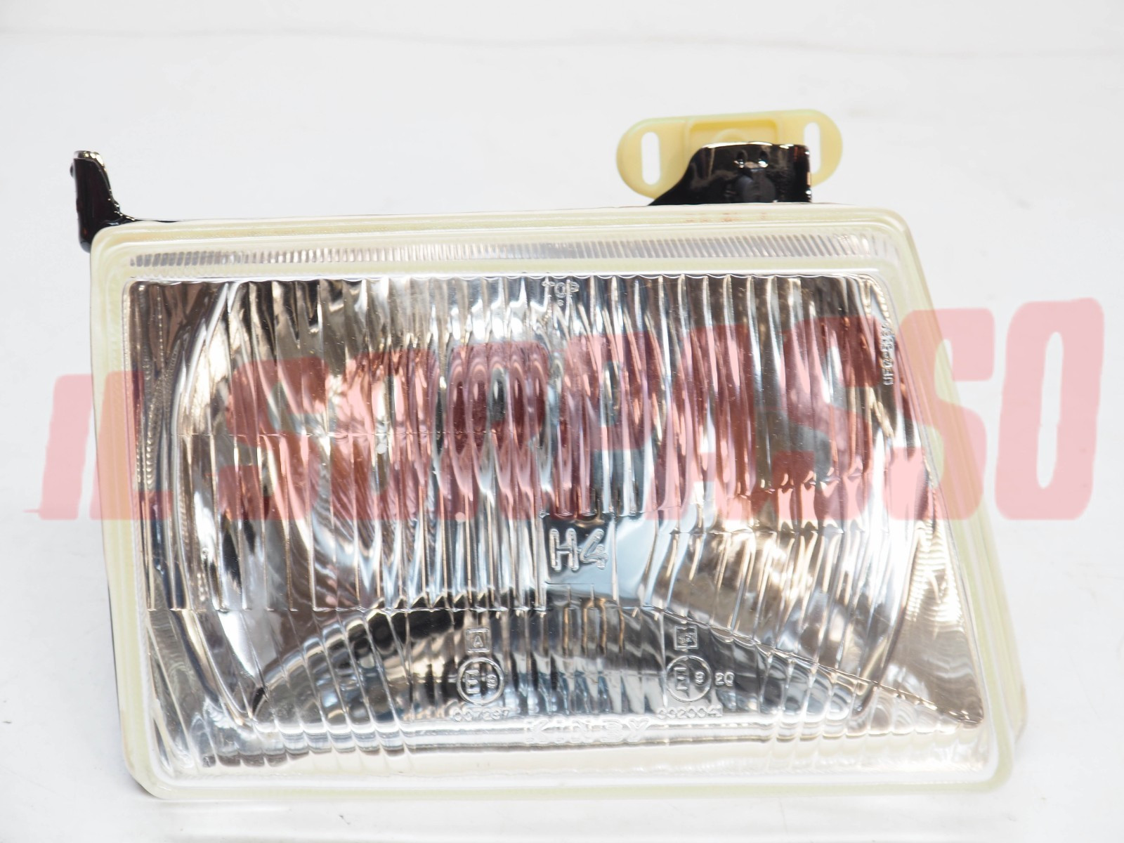 GRUPPO OTTICO FANALE FARO DESTRO FORD ESCORT ORION FINO AL 1986  H4 KINBY