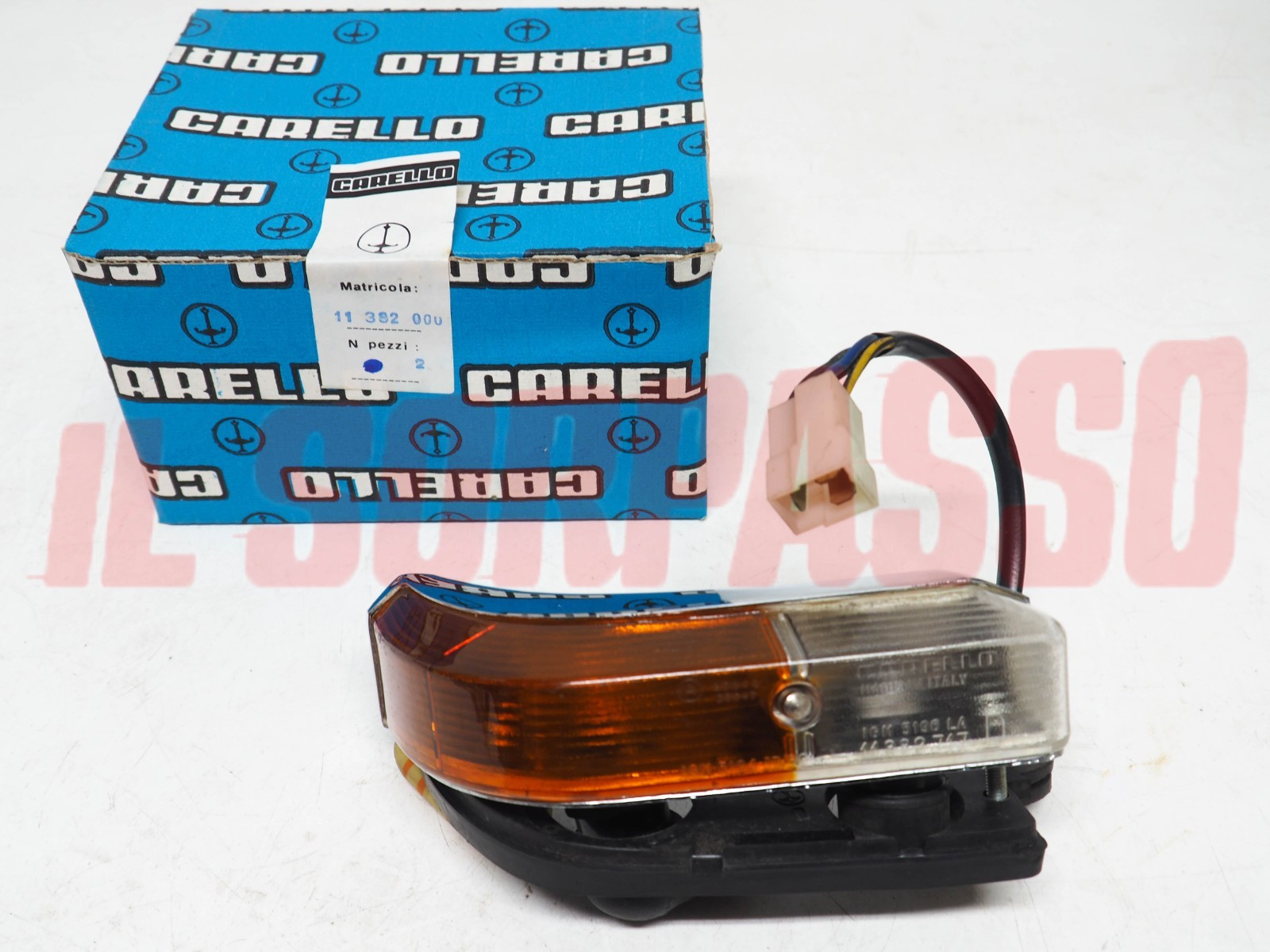 FANALINO ANTERIORE DESTRO PARAURTI ALFA ROMEO 1750 BERLINA 1 SERIE CARELLO NOS