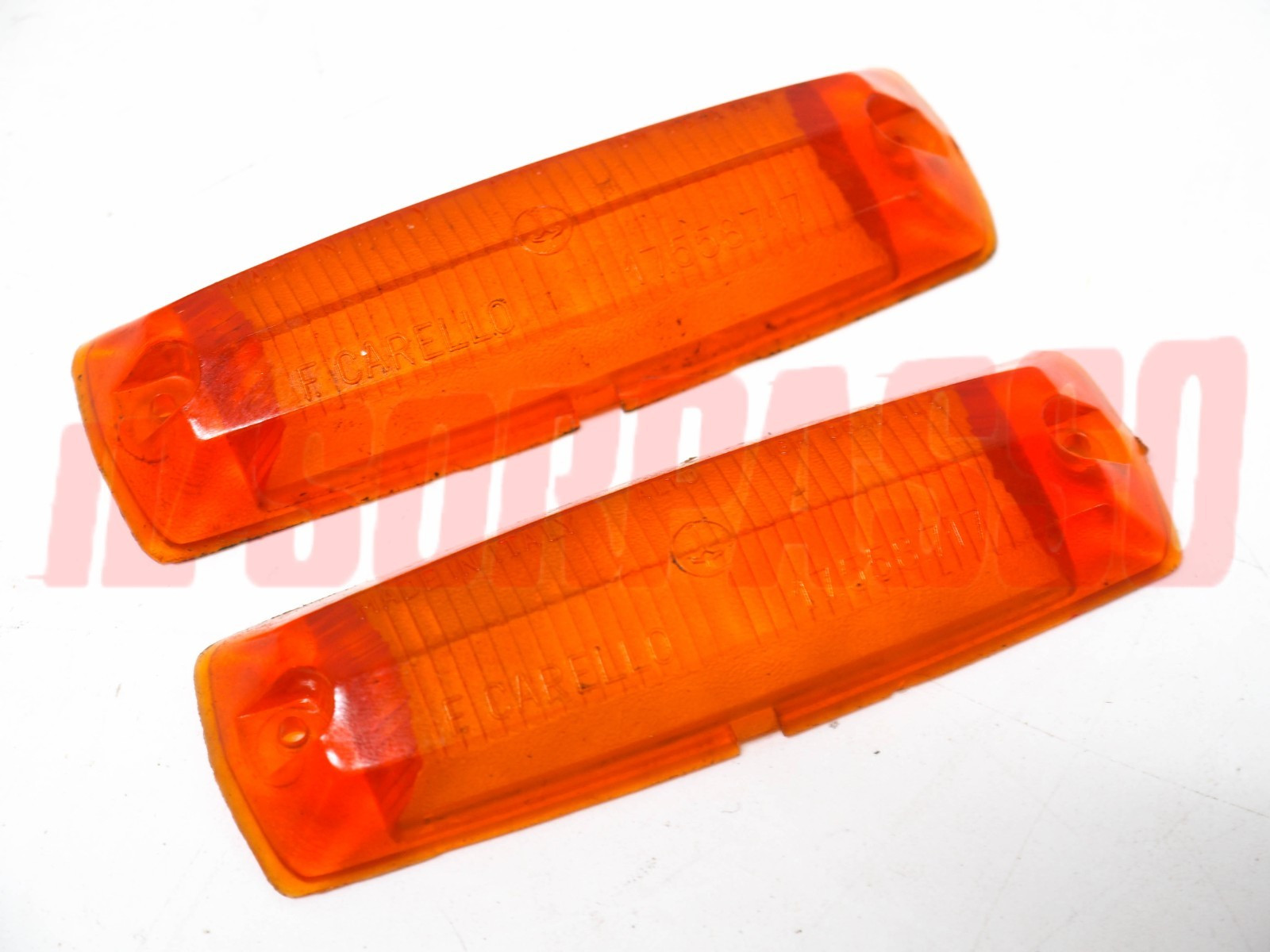 PLASTICHE FRECCE LATERALI LANCIA FLAMINIA ZAGATO APPIA 3 SERIE ORIGINALI CARELLO