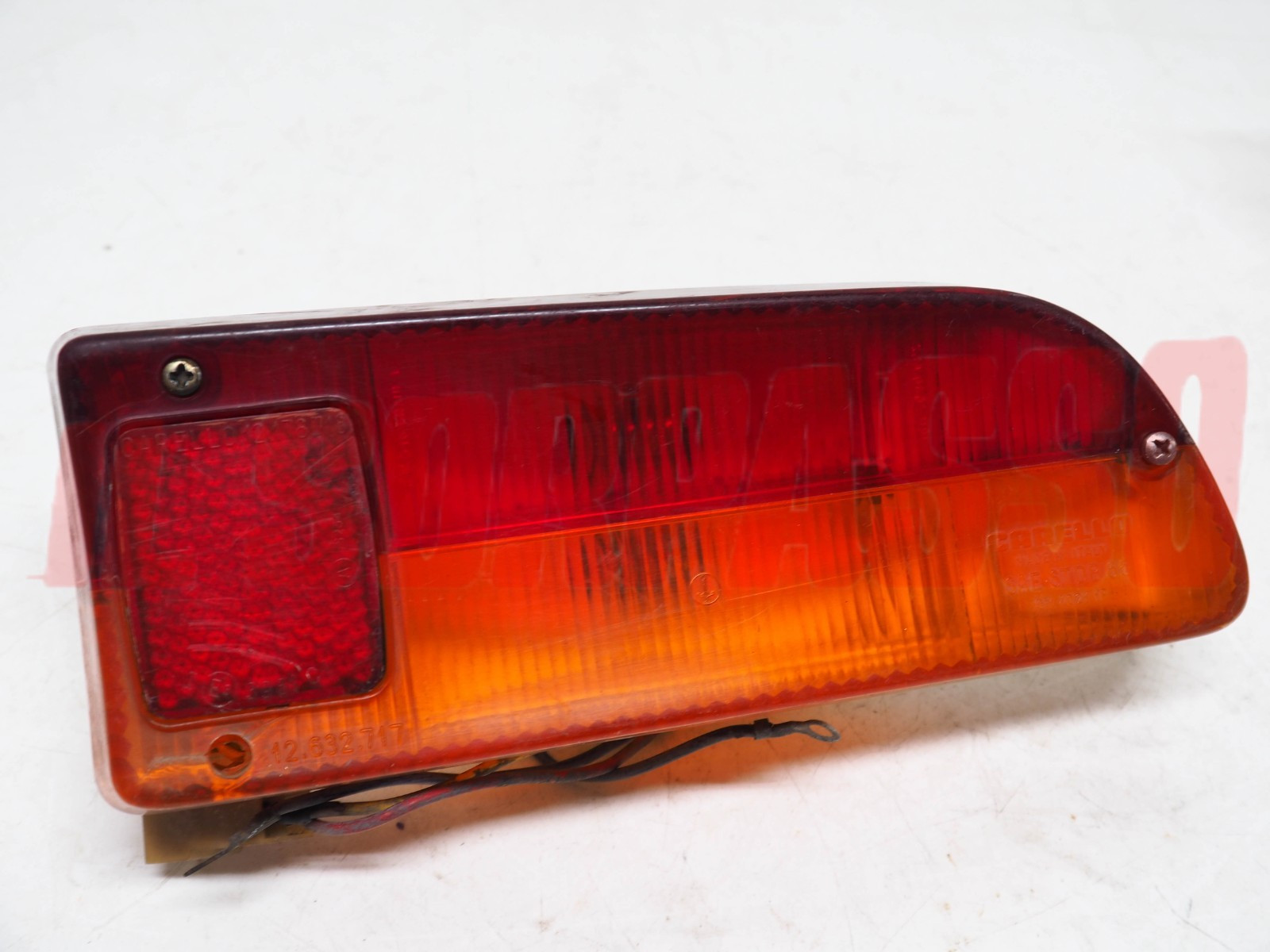 FANALE POSTERIORE DESTRO FIAT 850 SPIDER LAMBORGHINI MIURA CARELLO USATO