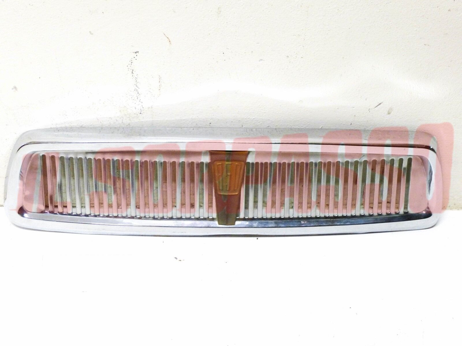 MASCHERINA GRIGLIA IN METALLO FREGIO FIAT 850 BERLINA SPECIAL ACCESSORIO