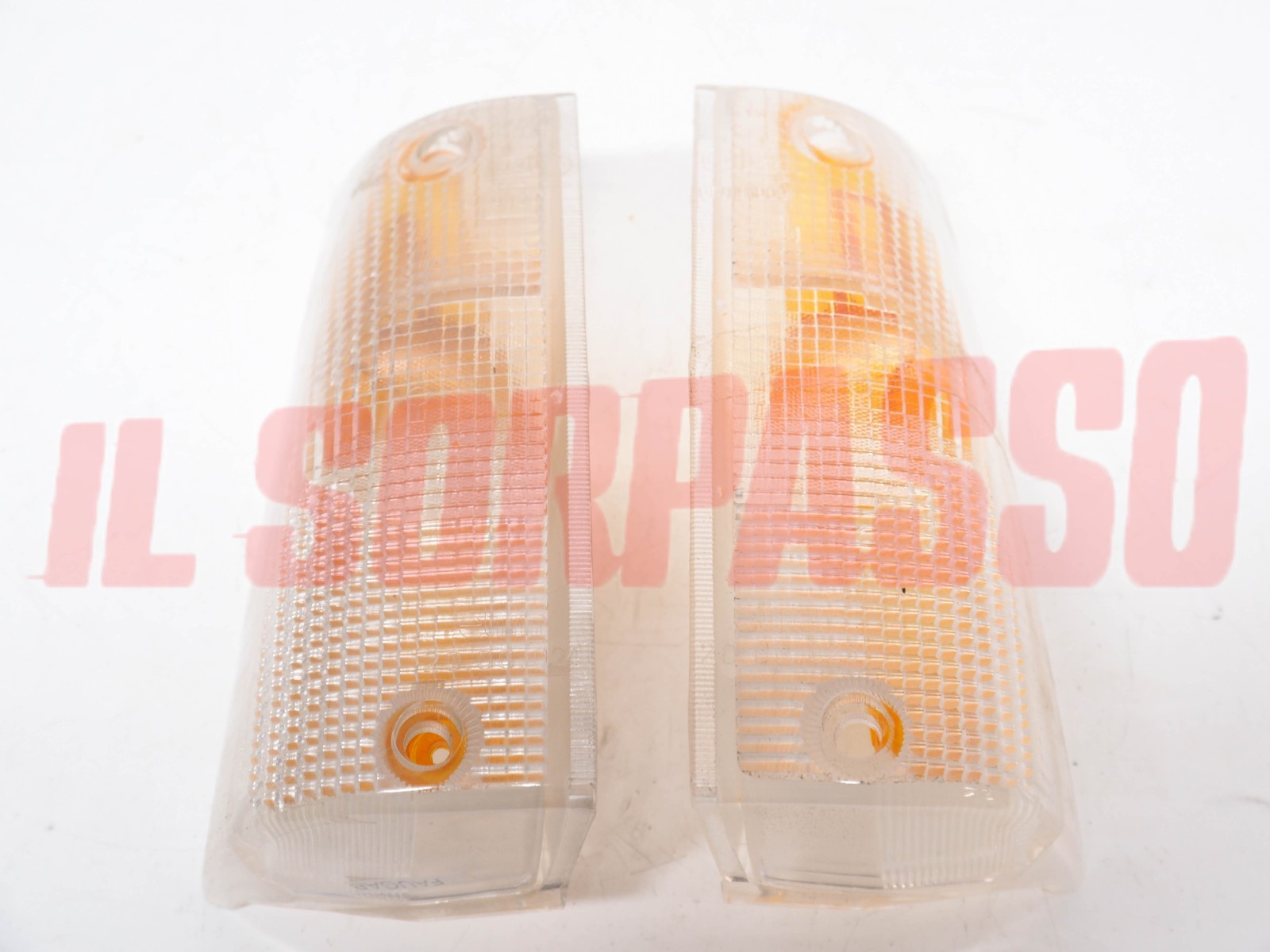 PLASTICHE FANALINI FRECCE ANTERIORI + OSCURATORI FIAT PANDA 141 750 1000 ELMA