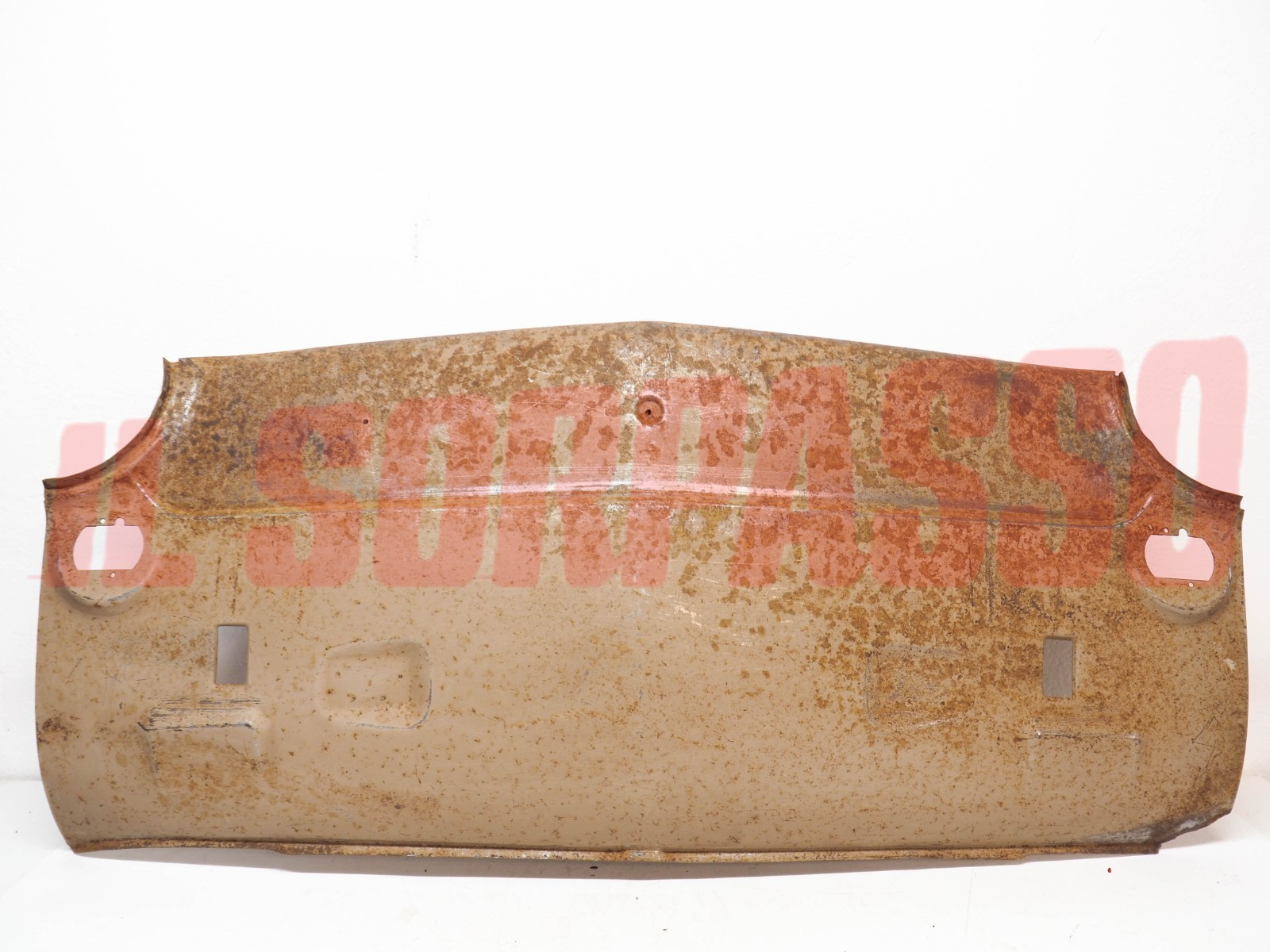 RIVESTIMENTO ANTERIORE FRONTALE CALANDRA FIAT 850 COUPE 1 SERIE DIFETTATO