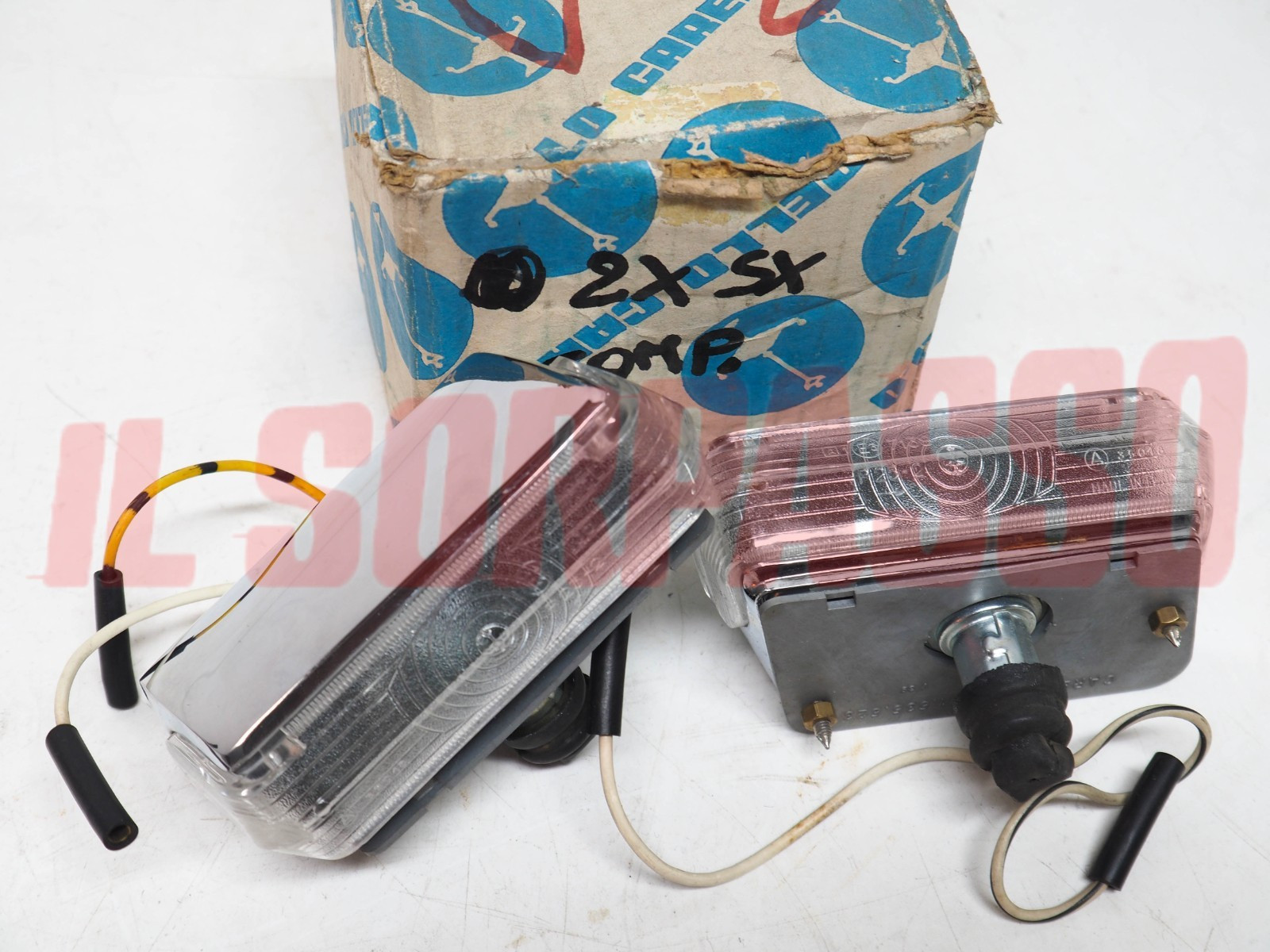 FANALINI ANTERIORI DESTRO SINISTRO A.R 2000 2600 SPRINT ISO GRIFO GT MANGUSTA