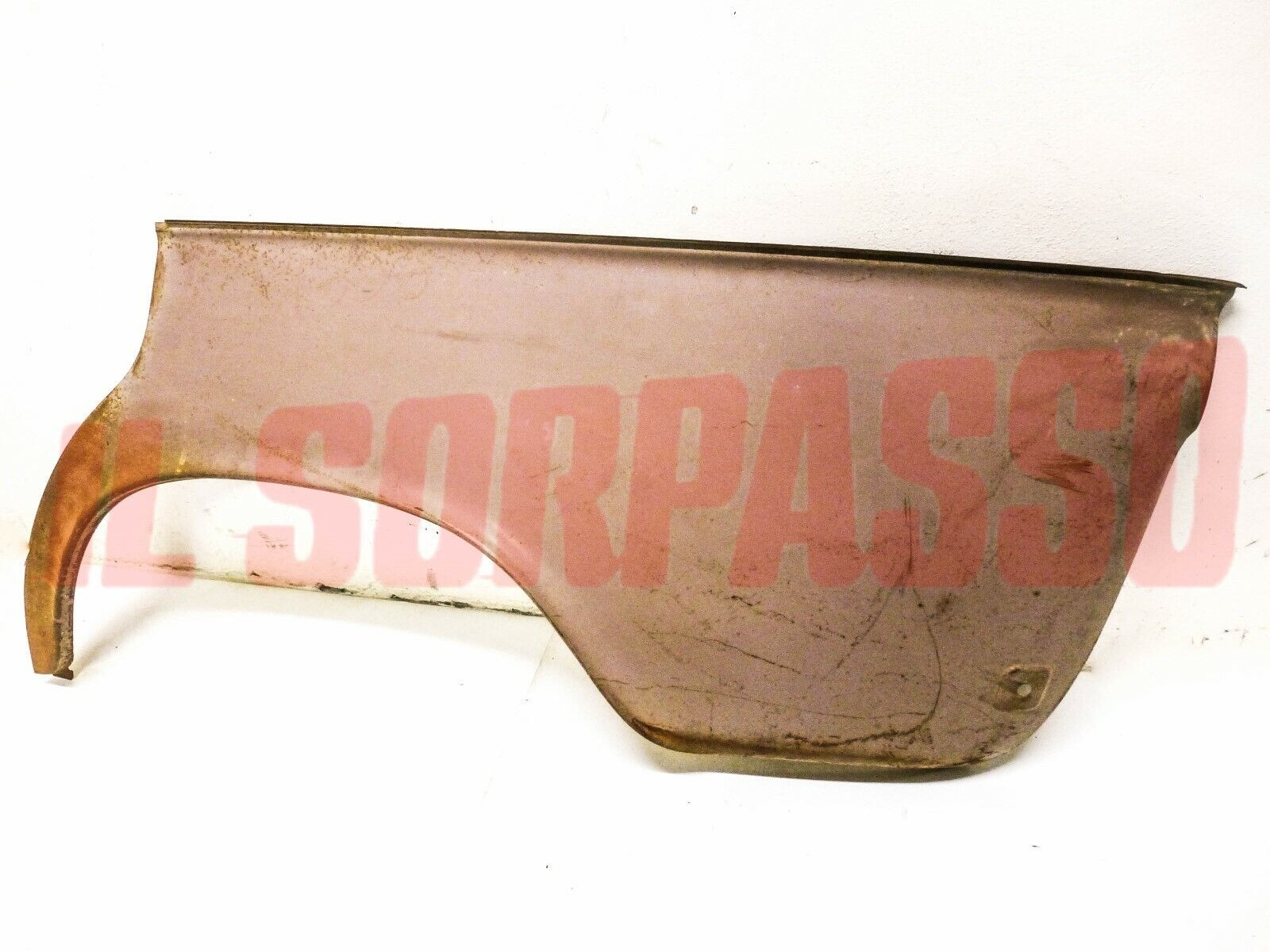 PARAFANGO POSTERIORE SINISTRO INFERIORE  FIAT 1300 1500 BERLINA 1 SERIE ORIGINAL