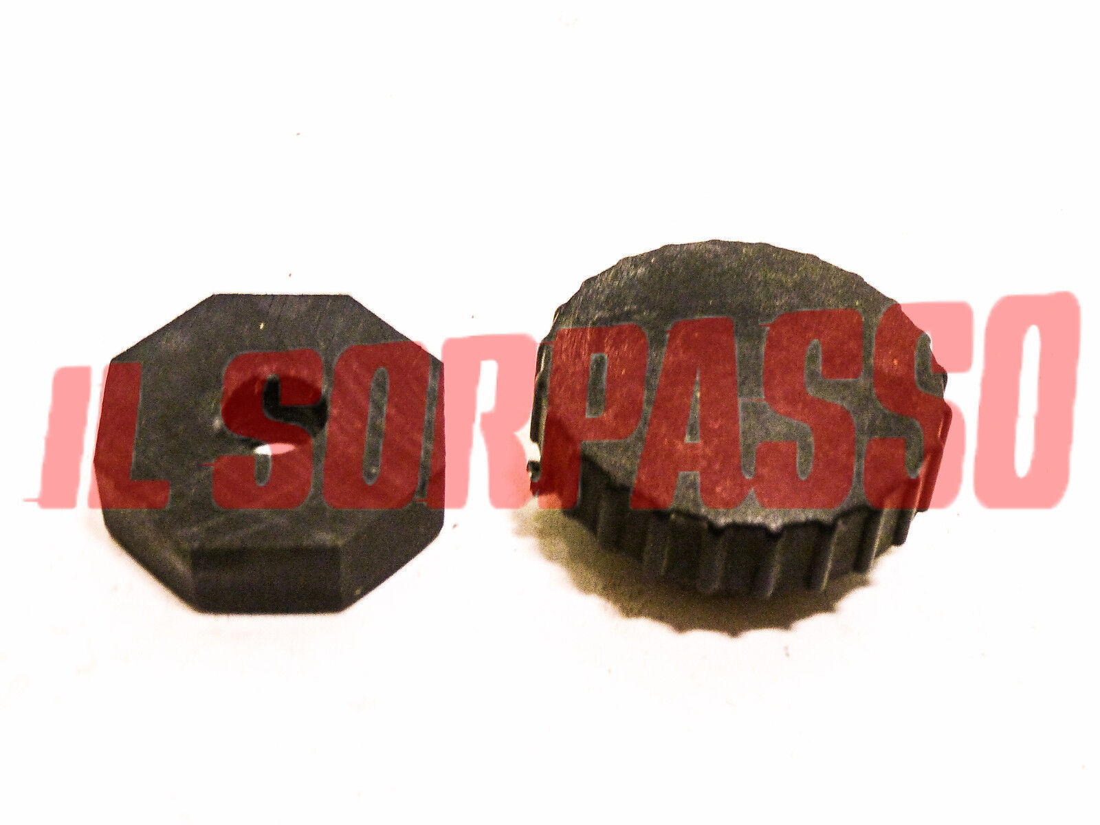 RUZZOLA + DADO FISSAGGIO VASCHETTA LAVAVETRI FIAT 900 E PULMINO PANORAMA FURGONE