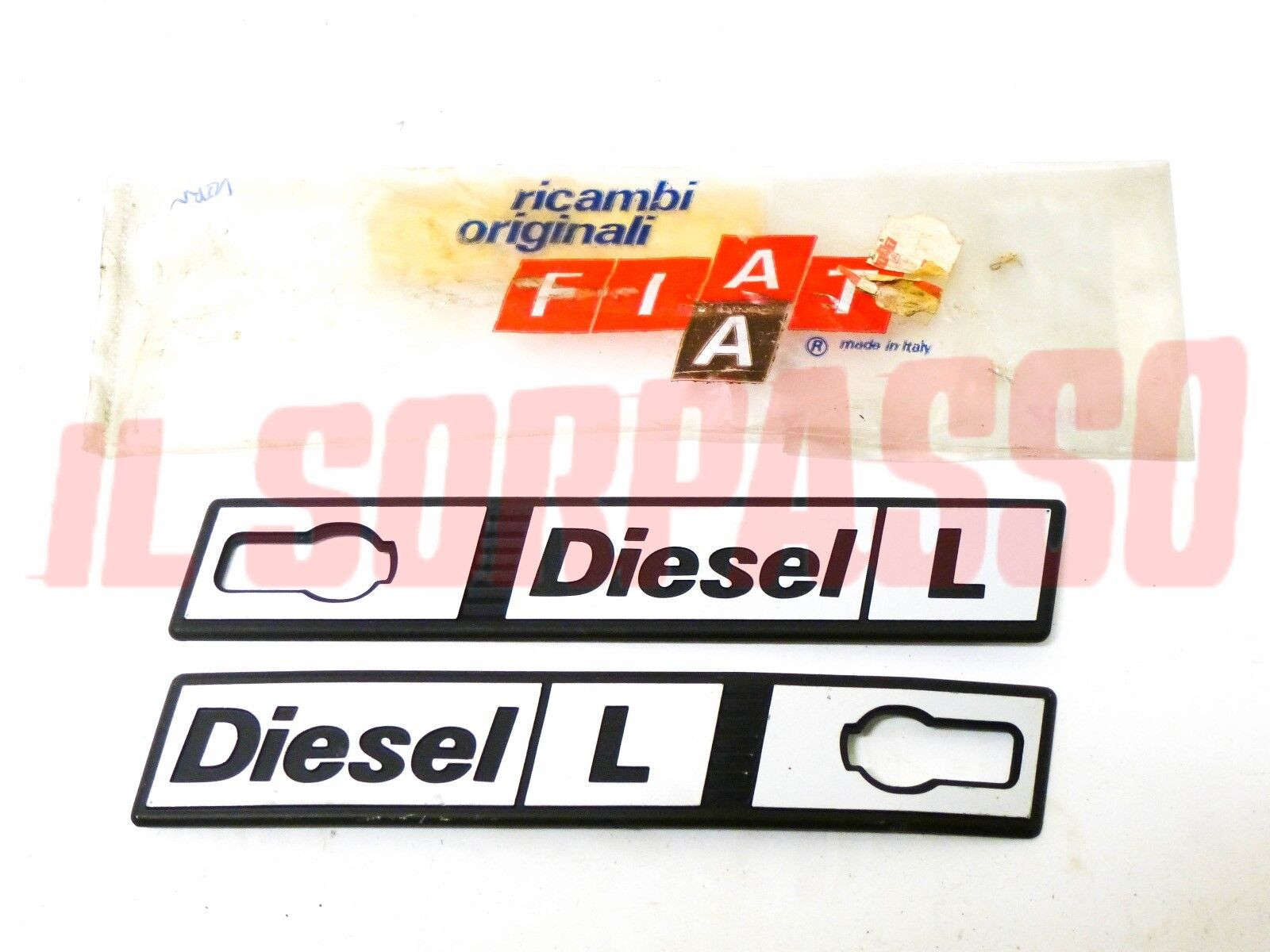 SCRITTA SIGLA PARAFANGO ANTERIORE DESTRO SINISTRO FIAT RITMO DIESEL L ORIGINALI