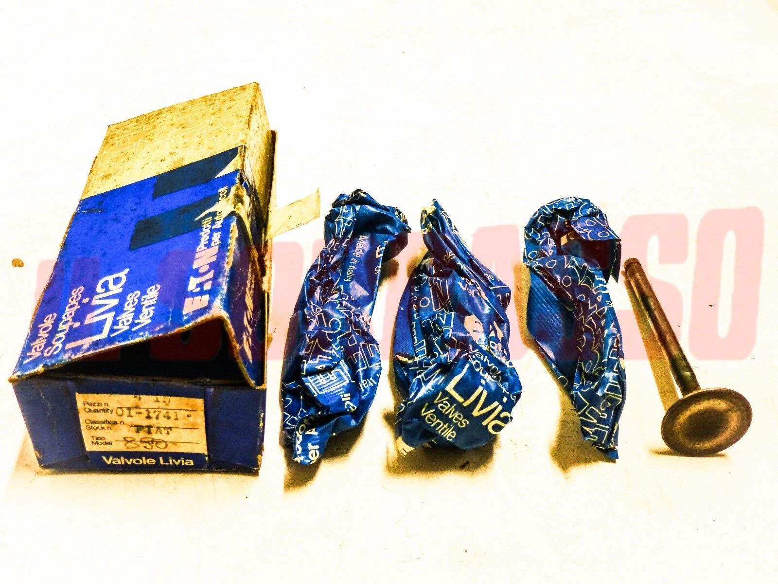 VALVOLE ASPIRAZIONE FIAT 850 SPECIAL - COUPE - SPIDER ORIGINALI LIVIA