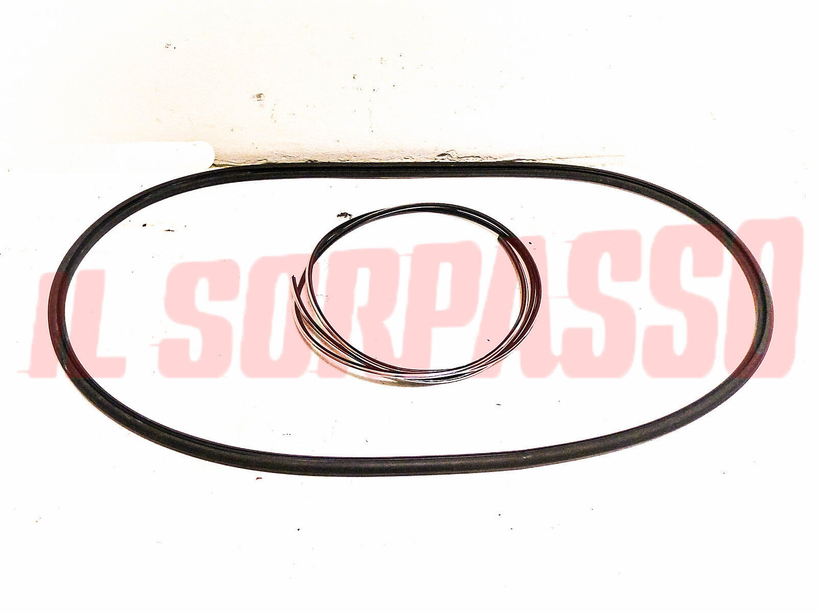 GUARNIZIONE + INSERTO VETRO LUNOTTO POSTERIORE FIAT 850 PULMINO FAMILIARE