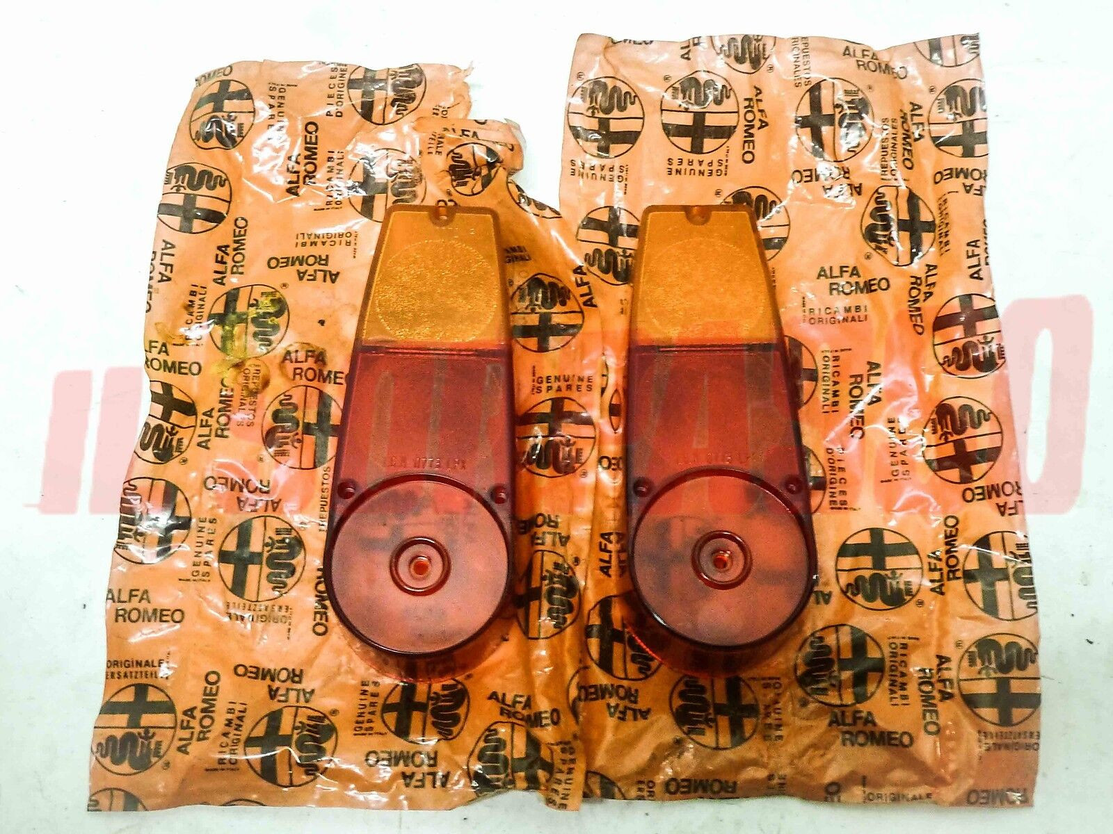 PLASTICHE FANALI POSTERIORI ALTISSIMO ALFA ROMEO F12 FURGONE ORIGINALI