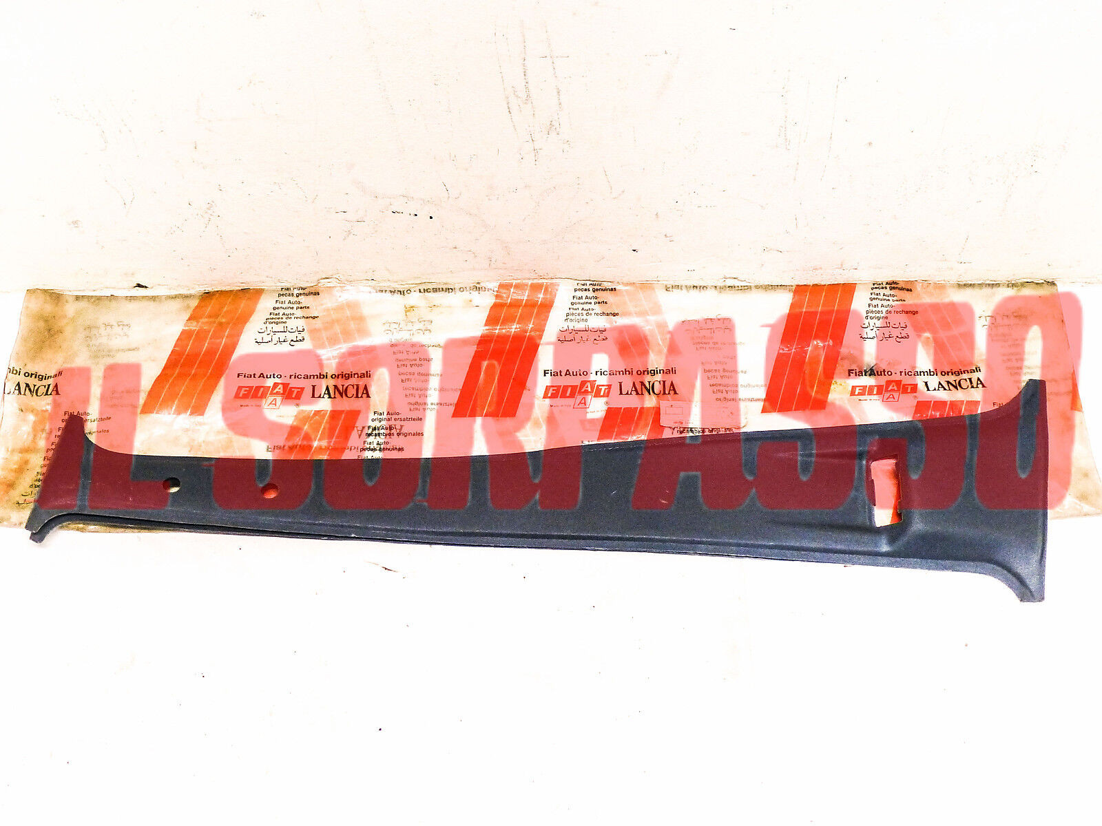 MONTANTE FIANCHETTO INTERNO SINISTRO FIAT  RITMO L - CL - SUPER ORIGINALE