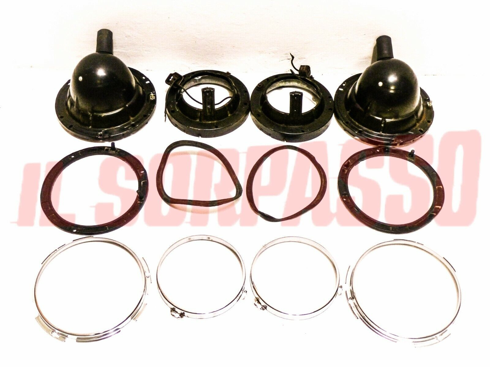 TAZZE COCCE FARO GRUPPI OTTICI FANALI CORNICI ALFA ROMEO 2600 BERLINA ORIGINALI