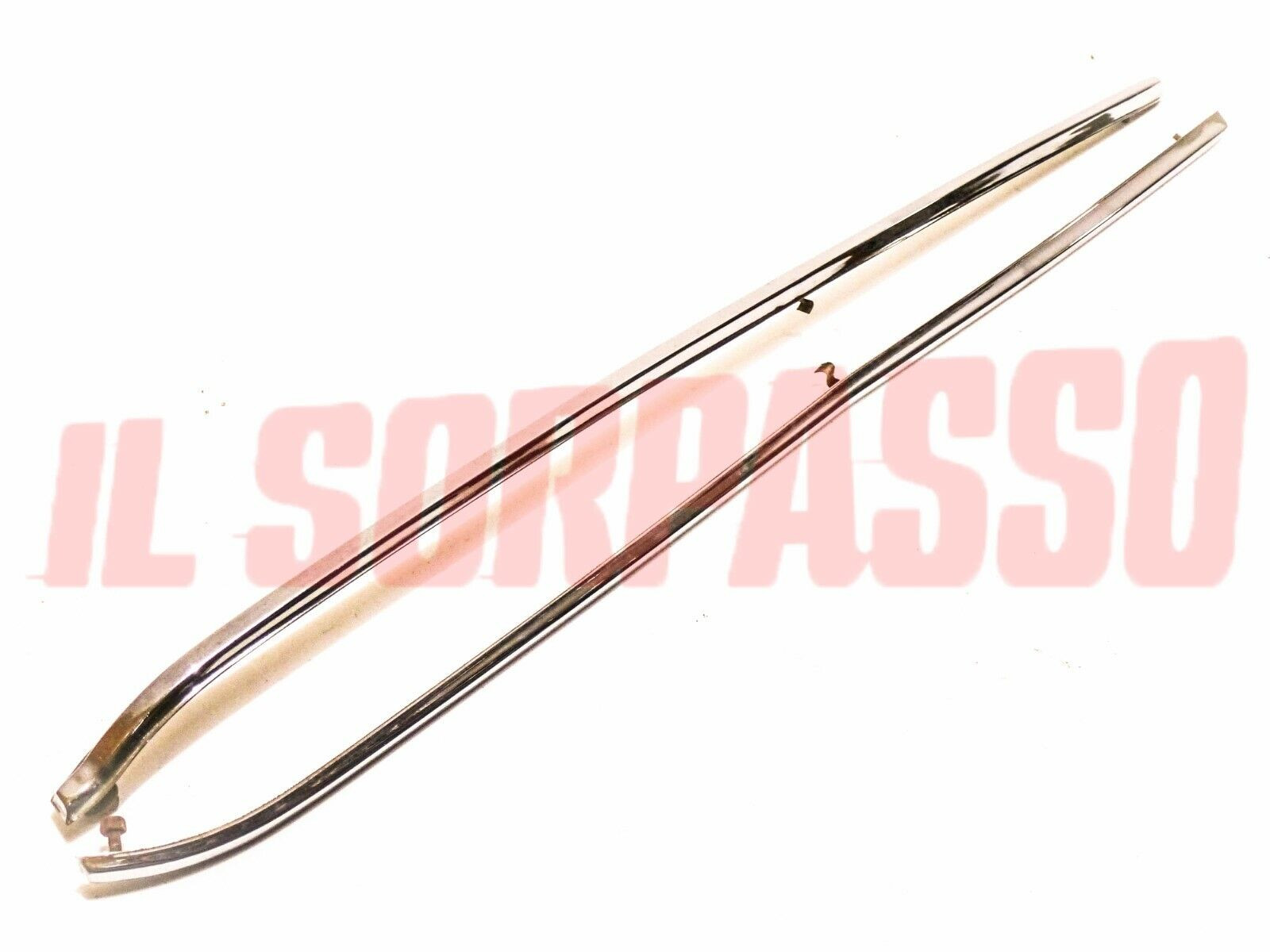 BAFFI PROFILI INFERIORI FRONTALE ALFA ROMEO 2600 BERLINA ORIGINALI