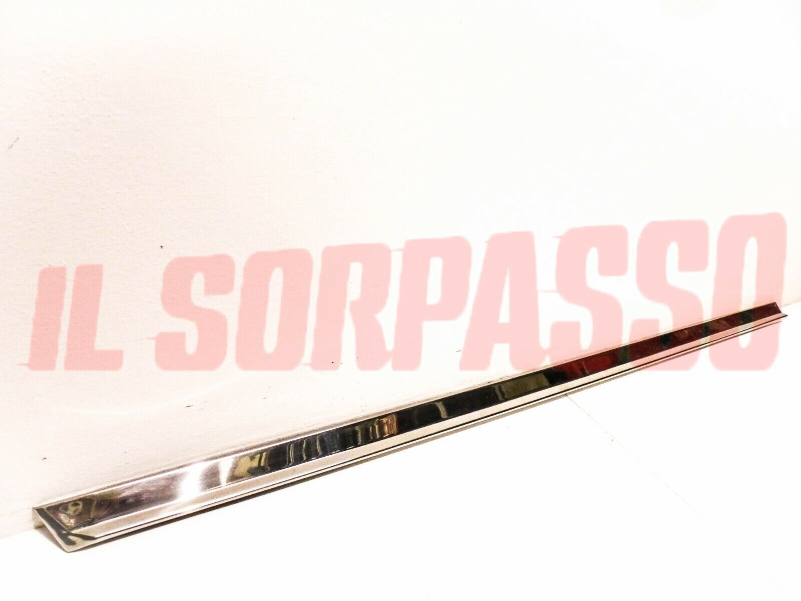 MODANATURA PROFILO SOTTOPORTA SINISTRO FIAT 1300 1500 BERLINA  1 SERIE ORIGINALE