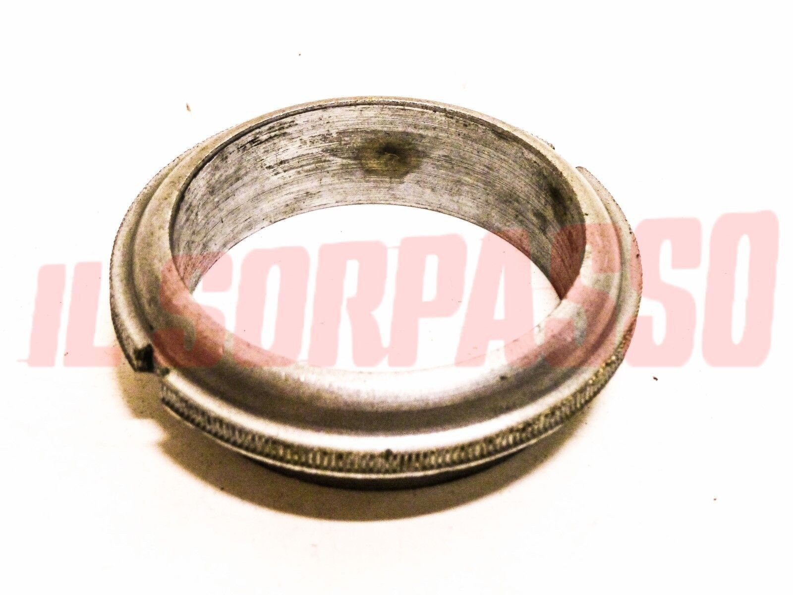 GHIERA FISSAGGIO DEVIOLUCI IN ALLUMINIO LANCIA FULVIA BERLINA COUPE HF ORIGINALE