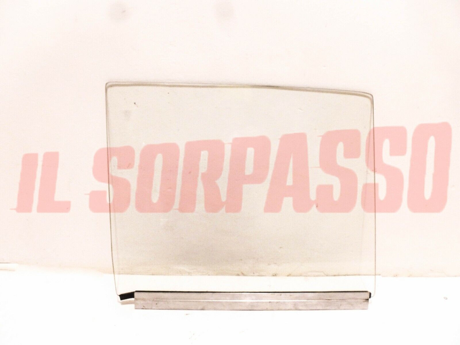 VETRO SCENDENTE + GUIDA PORTA POSTERIORE SINISTRA LANCIA FULVIA BERLINA ORIGINAL