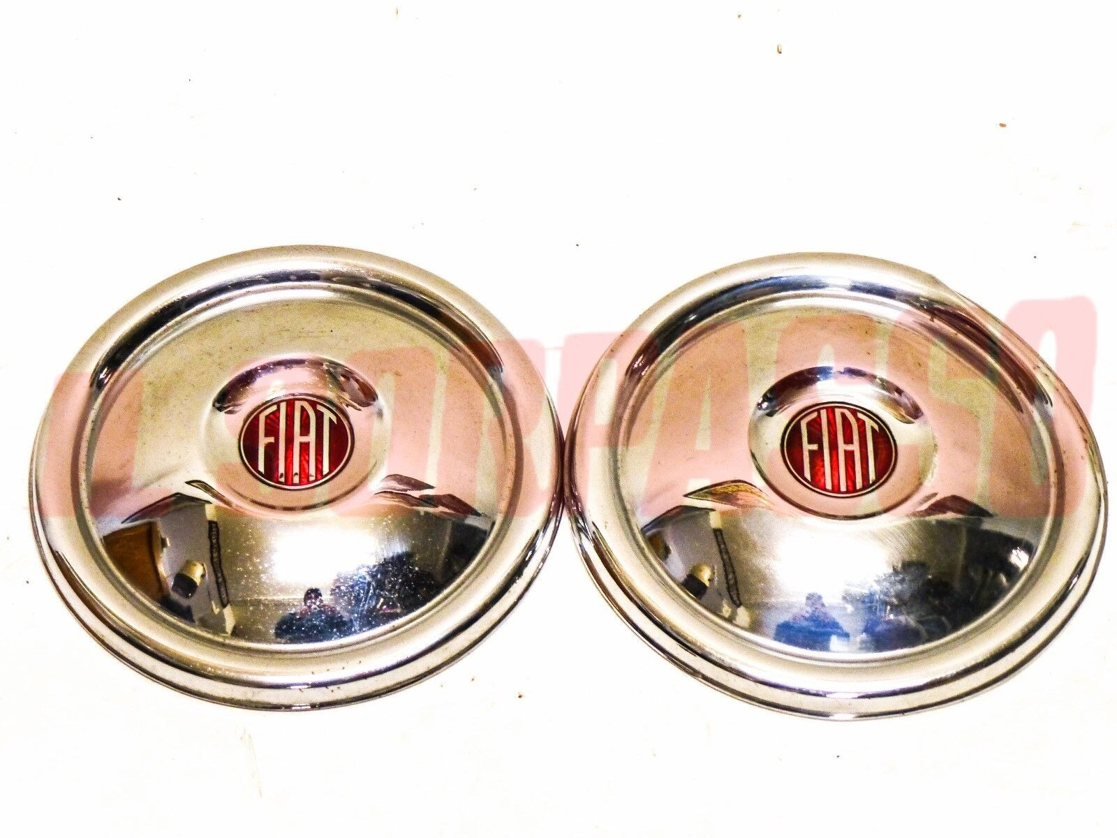 COPPE RUOTA BORCHIE CERCHI 2 PZ FIAT 600 E - 850 BERLINA  FUORI SERIE ACCESSORI
