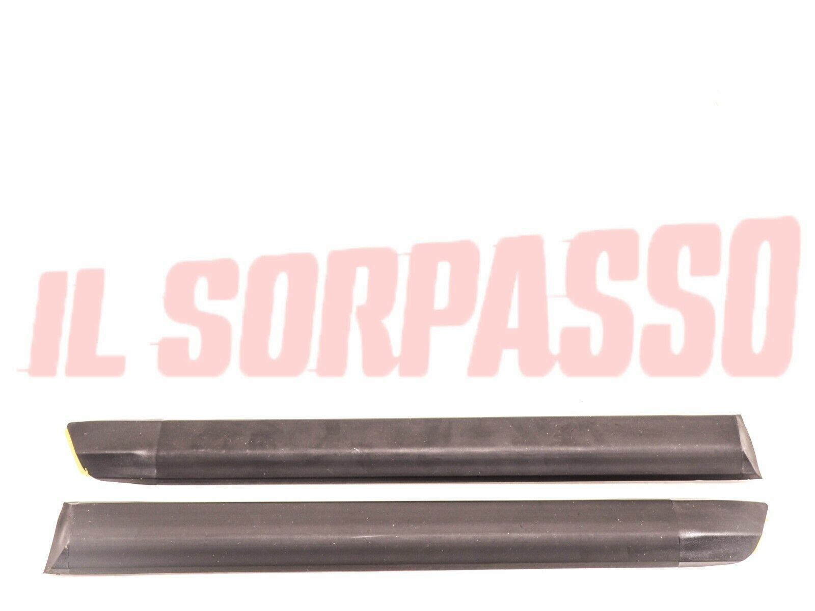 MODANATURA PARAFANGO POSTERIORE DESTRO SINISTRO A.R ALFETTA GTV 6 ORIGINALI