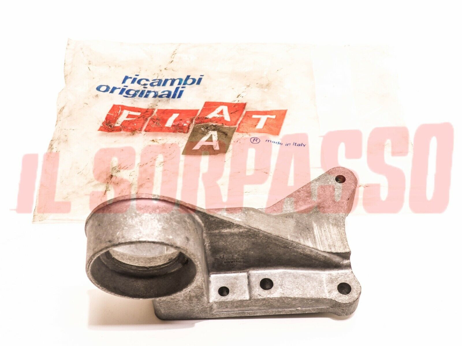 STAFFA SUPPORTO MOTORE FIAT 238 ORIGINALE